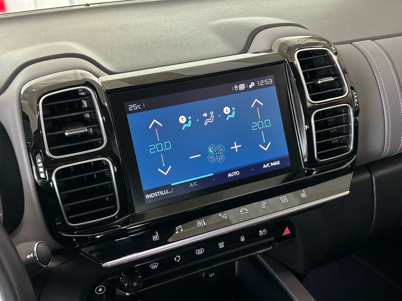 Billede af Citroën C5 Aircross 1,6 Plugin-hybrid Iconic EAT8 225HK 5d 8g Aut.