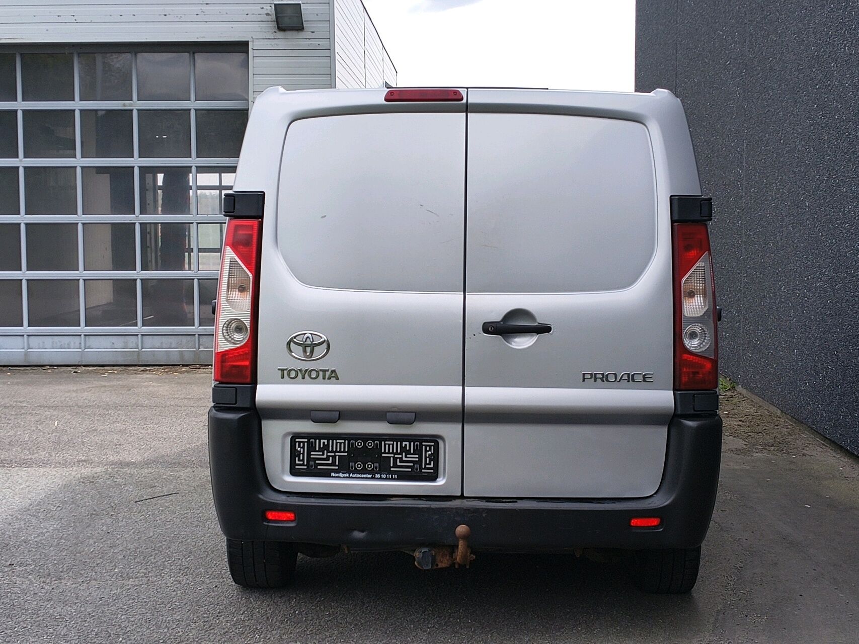 Billede af Toyota Proace L1H1 2,0 D-4D T2 128HK Van 6g