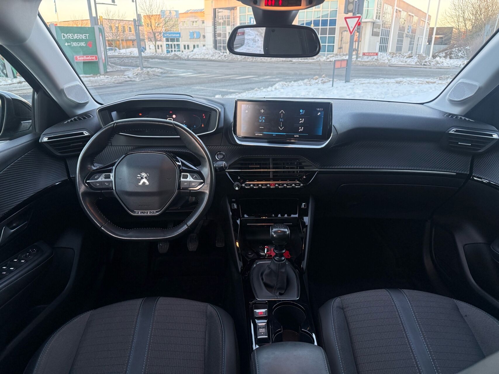 Billede af Peugeot 208 1,2 PureTech Allure Comfort 100HK 5d 6g
