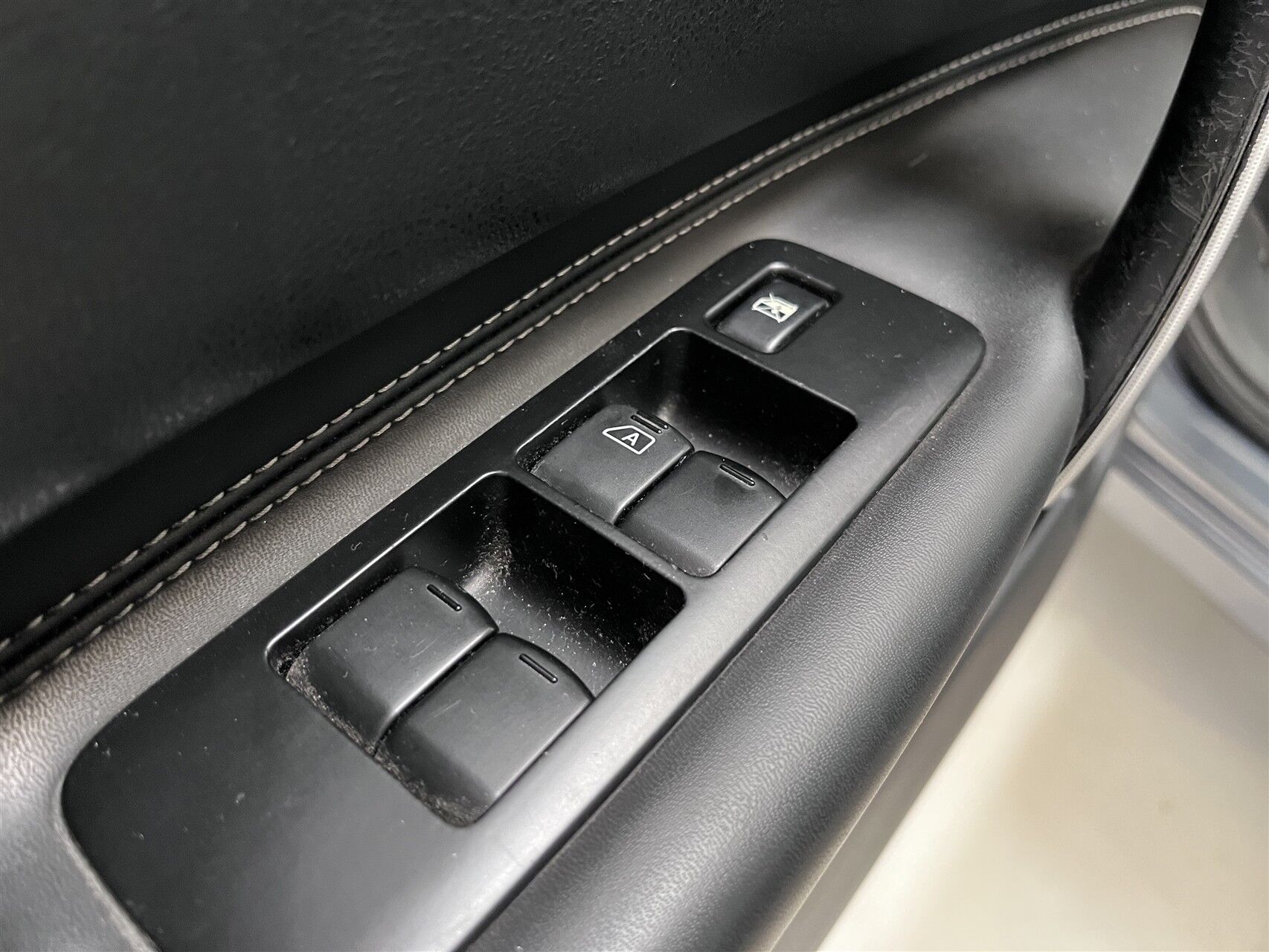 Billede af Nissan Qashqai 2,0 16V Tekna 4x2 141HK 5d 6g Aut.