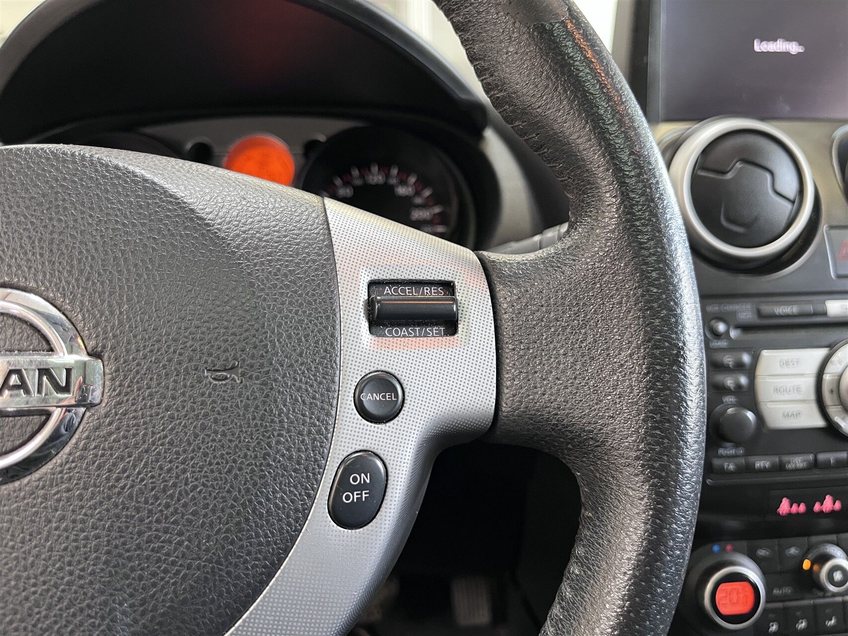 Billede af Nissan Qashqai 2,0 16V Tekna 4x2 141HK 5d 6g Aut.