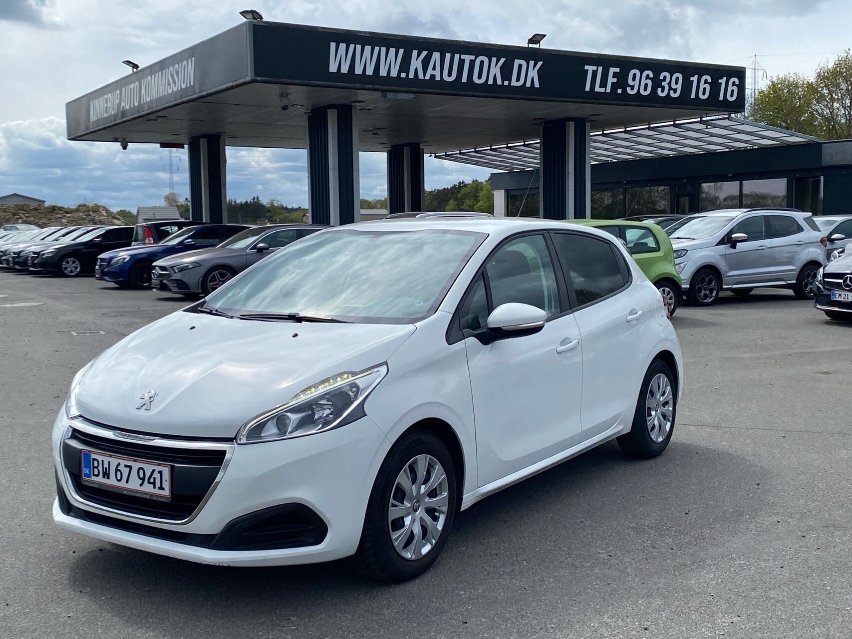 Billede af Peugeot 208 1,2 VTi Strike 82HK 5d