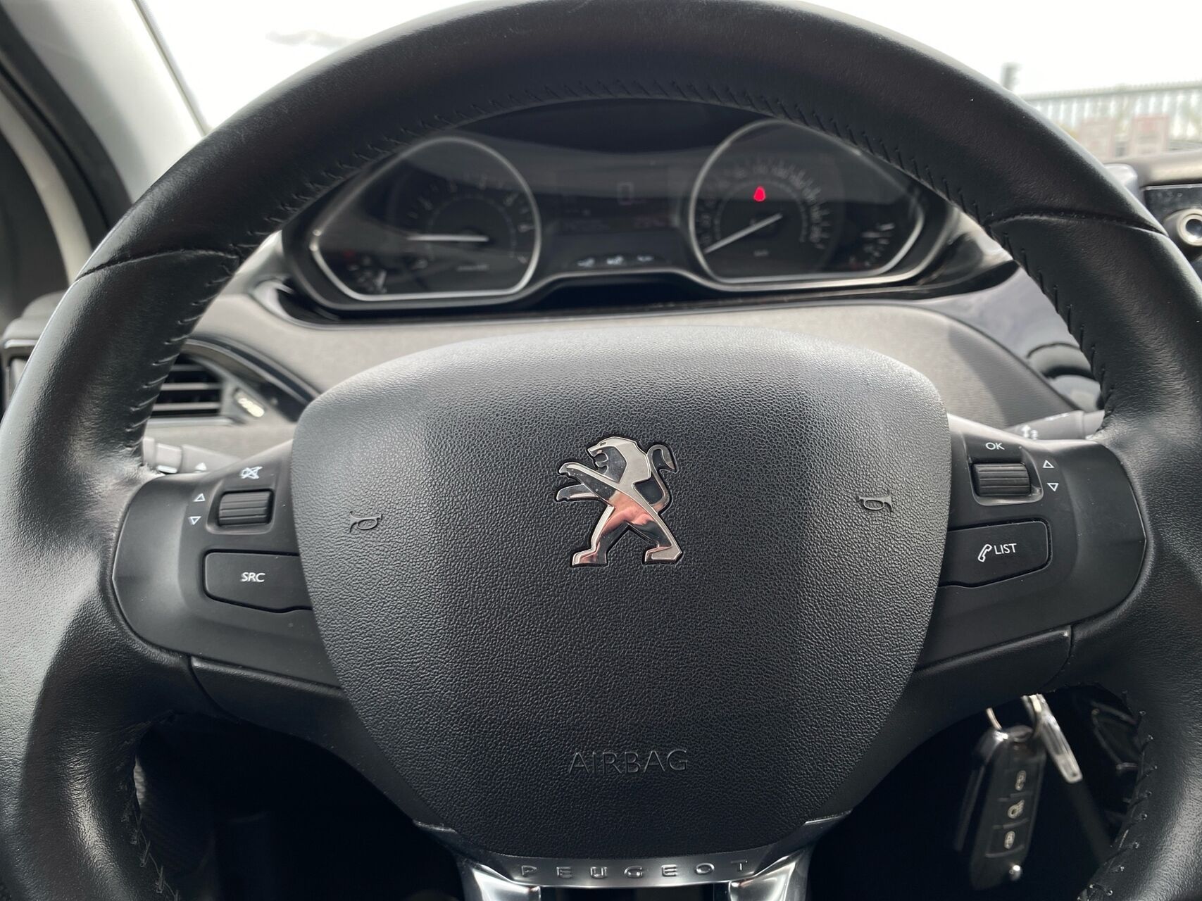 Billede af Peugeot 208 1,2 VTi Strike 82HK 5d