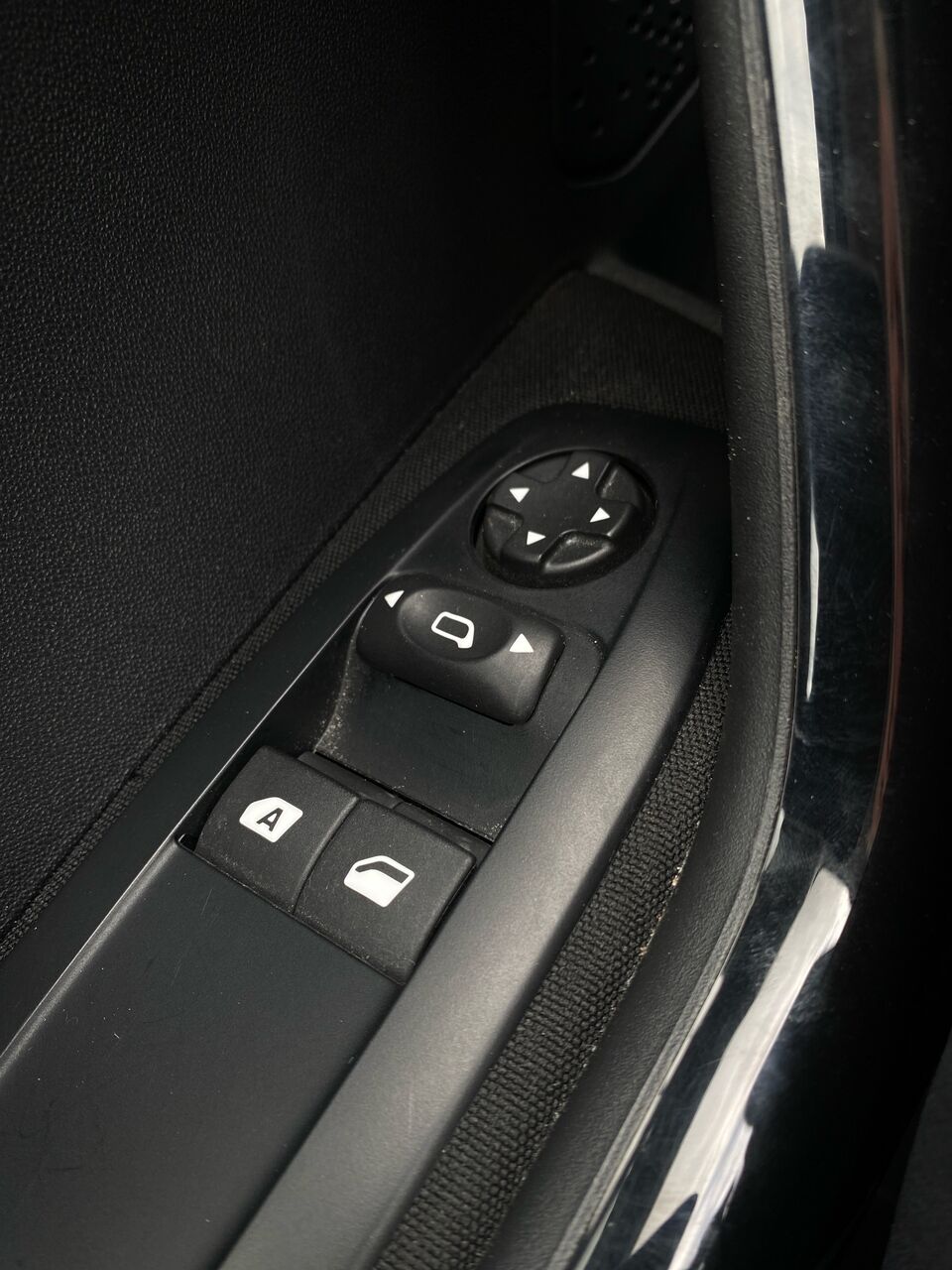 Billede af Peugeot 208 1,2 VTi Strike 82HK 5d