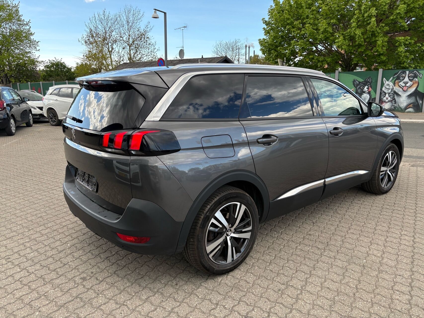 Billede af Peugeot 5008 1,2 e-THP Strike 130HK 5d