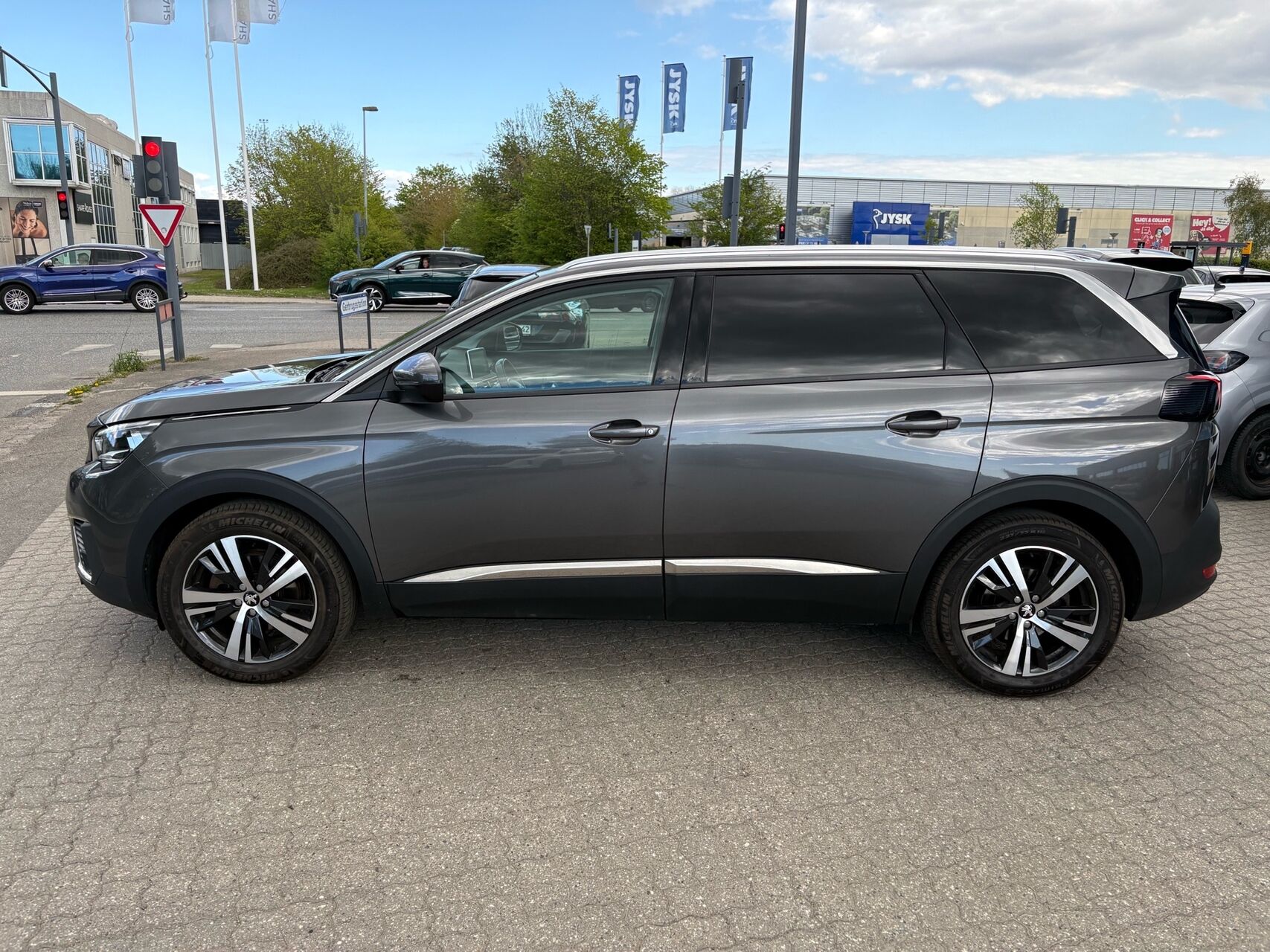 Billede af Peugeot 5008 1,2 e-THP Strike 130HK 5d