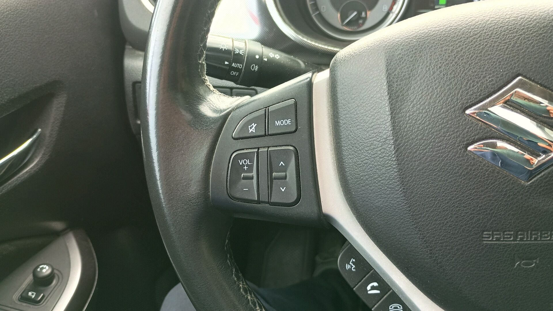 Billede af Suzuki Vitara 1,4 Boosterjet  Mild hybrid Adventure 129HK 5d 6g