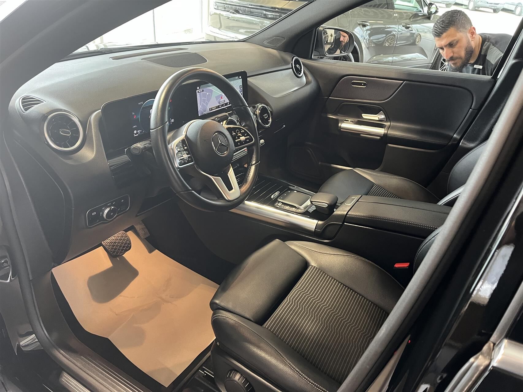 Billede af Mercedes-Benz GLA200 1,3 Progressive 7G-Tronic 163HK 5d 7g Aut.