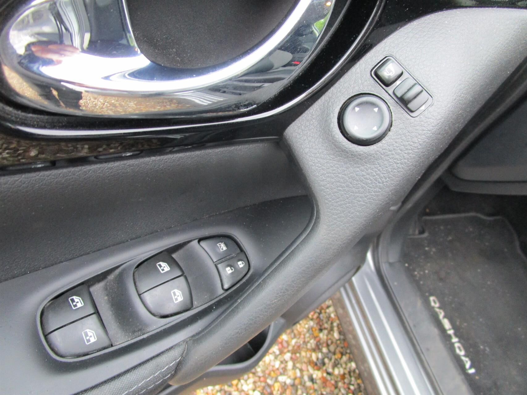 Billede af Nissan Qashqai 1,3 Dig-T N-Connecta 140HK 5d 6g