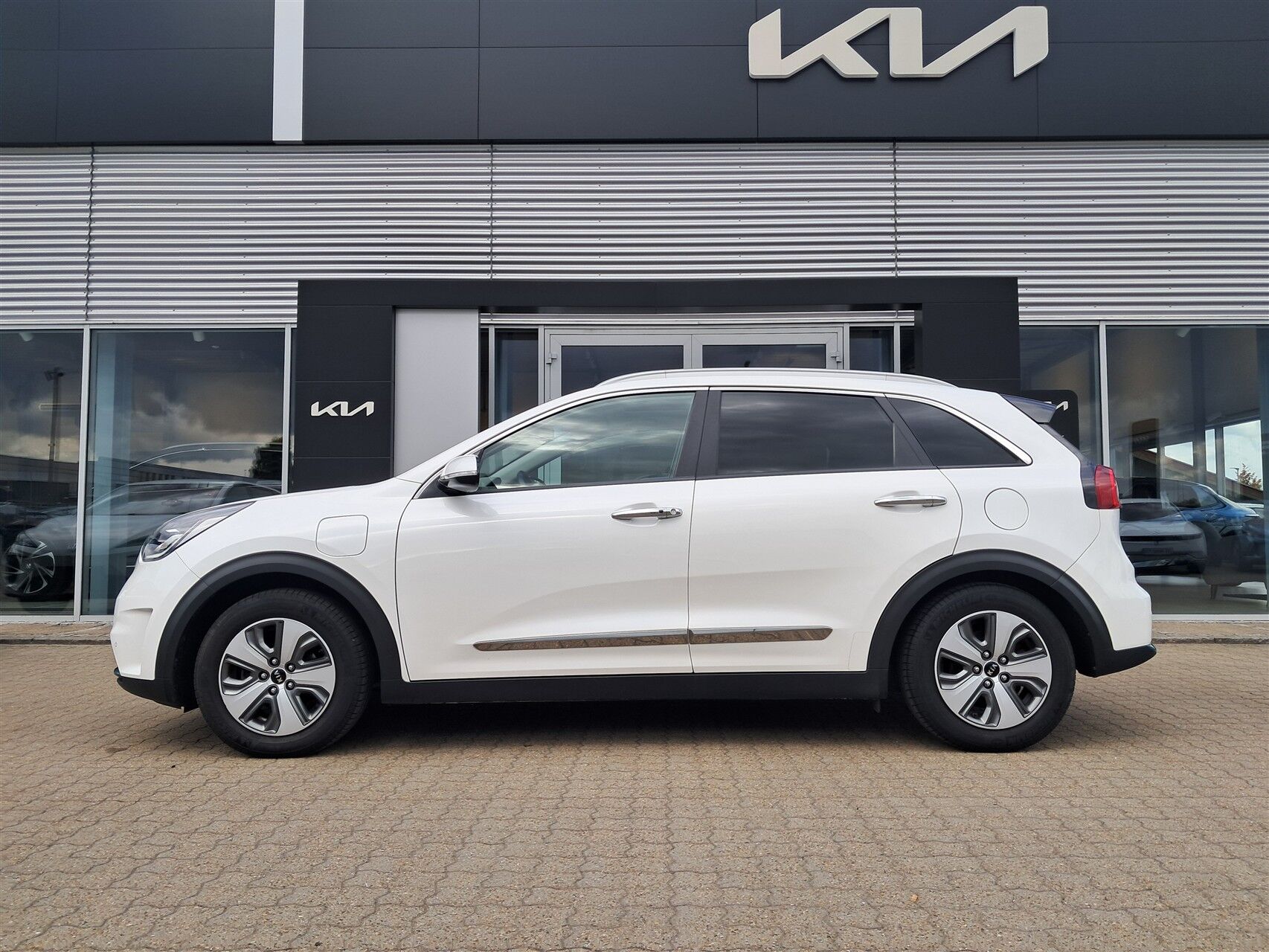 Billede af Kia Niro 1,6 GDI PHEV  Plugin-hybrid Premium DCT 141HK 5d 6g Aut.