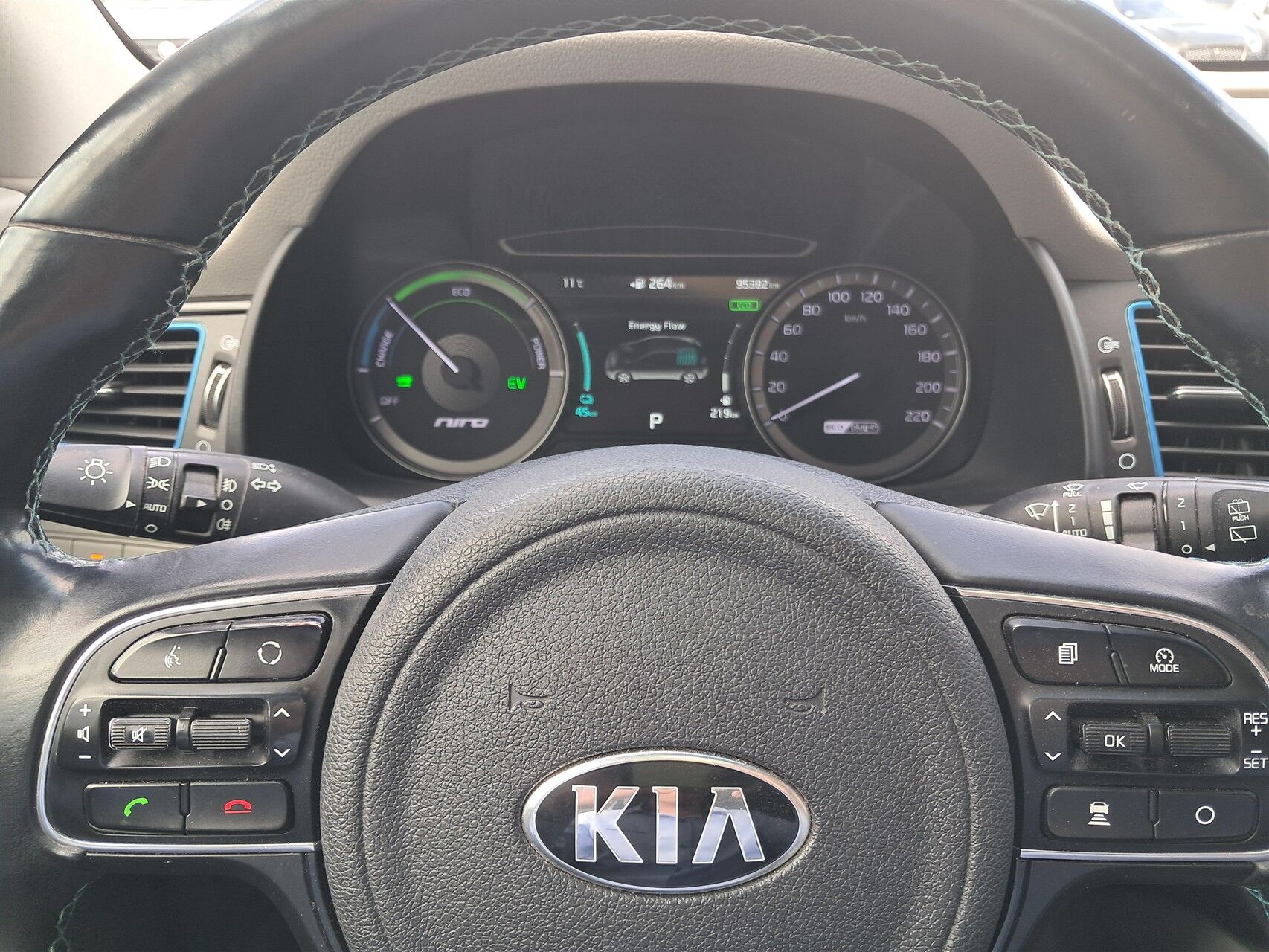 Billede af Kia Niro 1,6 GDI PHEV  Plugin-hybrid Premium DCT 141HK 5d 6g Aut.