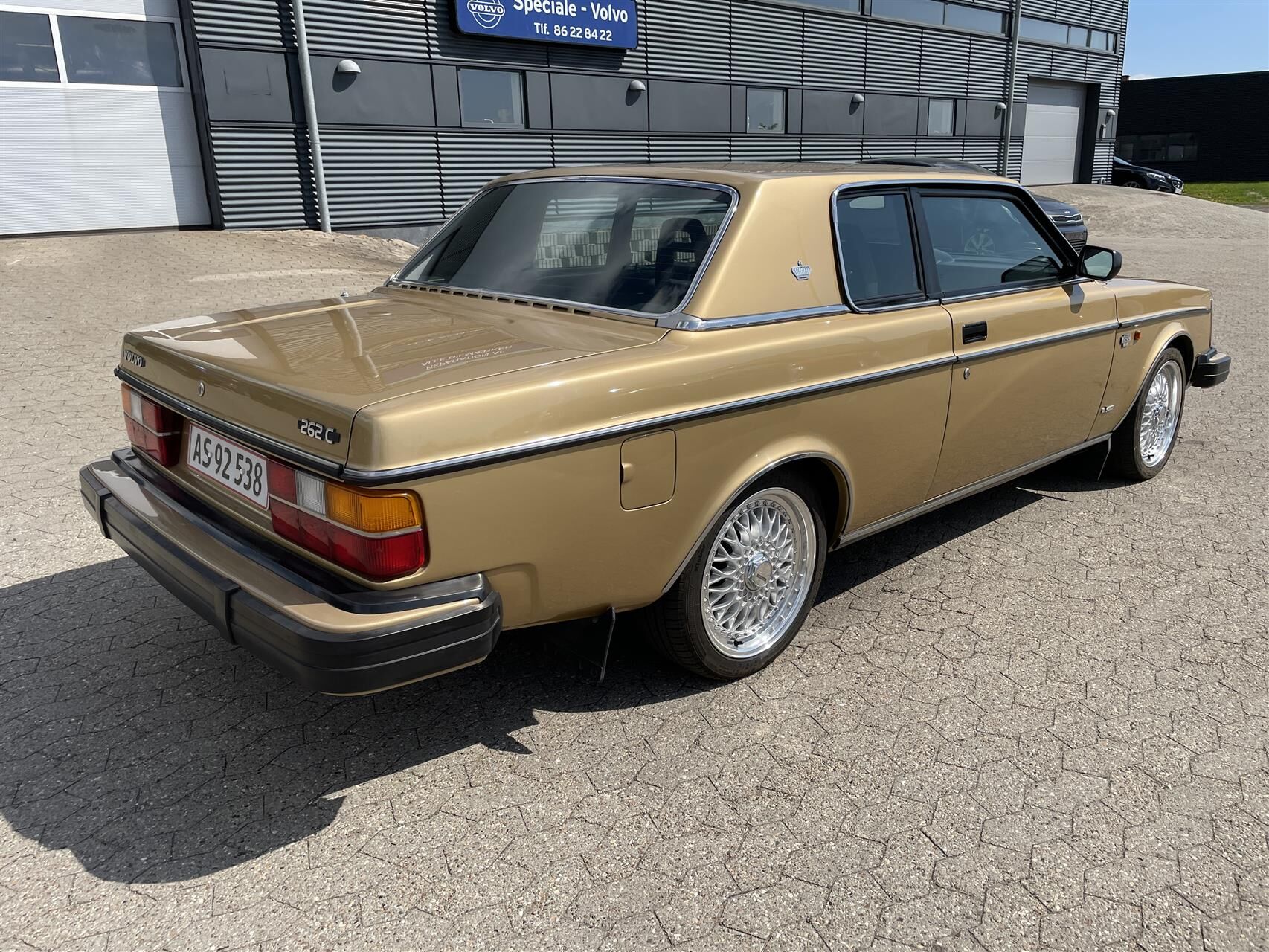 Billede af Volvo 262 2,7 155HK 2d Aut.