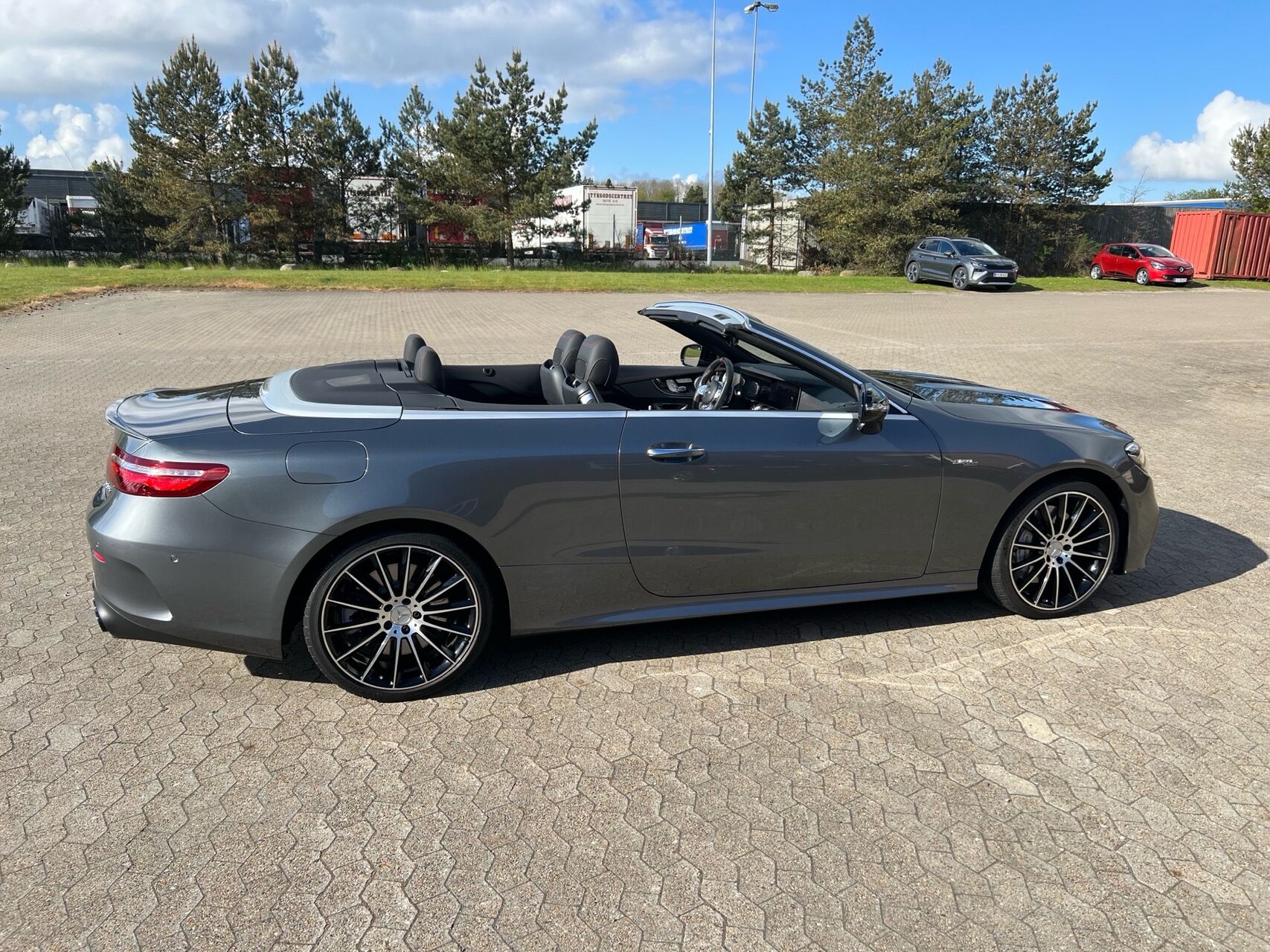 Billede af Mercedes-Benz E53 AMG 3,0 4Matic+ AMG Speedshift TCT 435HK Cabr. 9g Aut.