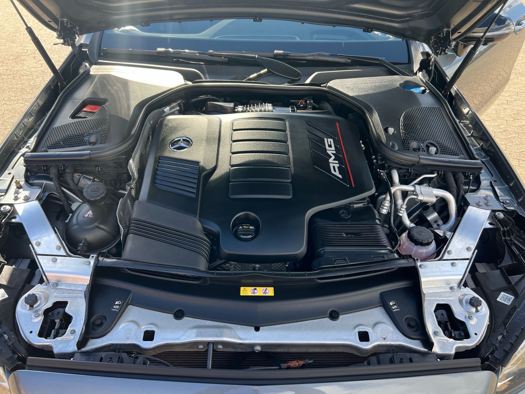 Billede af Mercedes-Benz E53 AMG 3,0 4Matic+ AMG Speedshift TCT 435HK Cabr. 9g Aut.