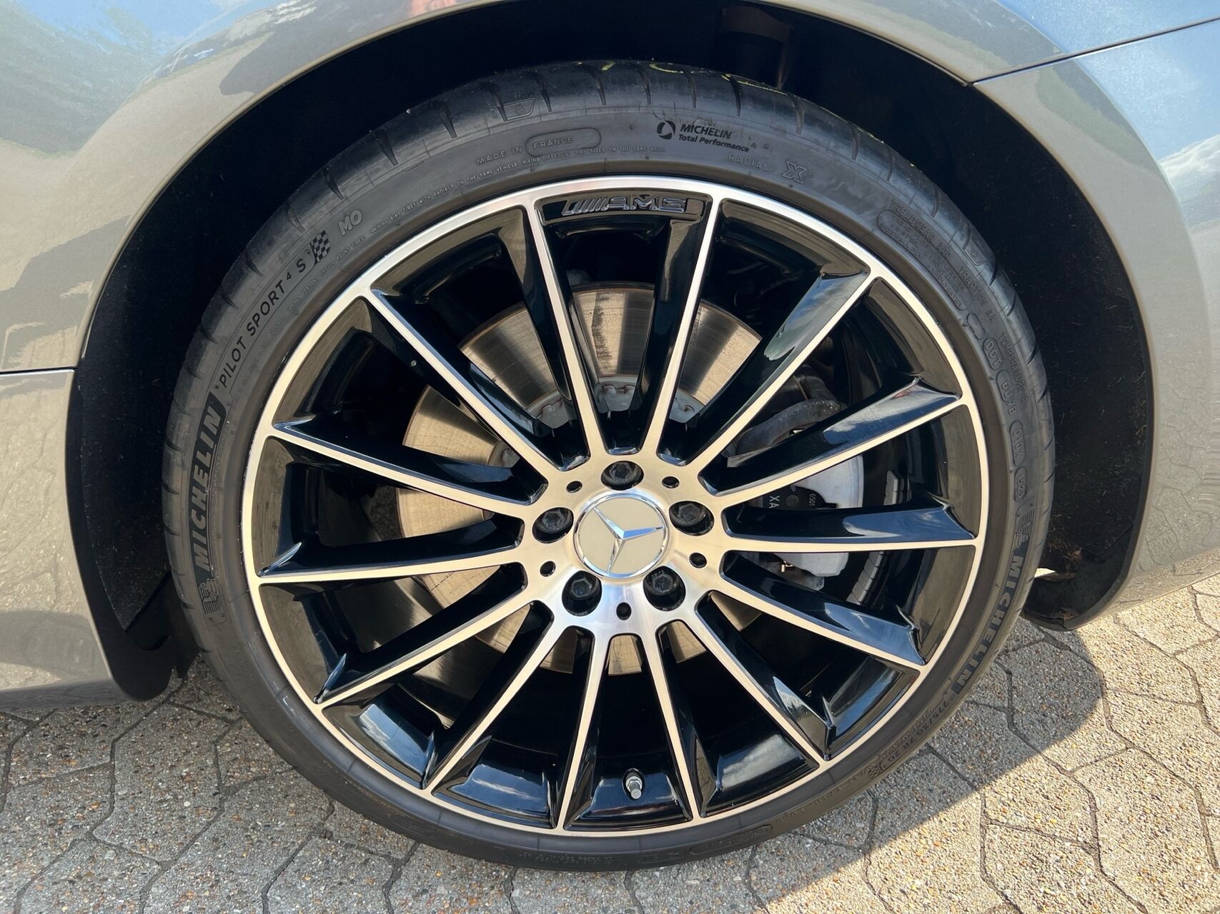 Billede af Mercedes-Benz E53 AMG 3,0 4Matic+ AMG Speedshift TCT 435HK Cabr. 9g Aut.