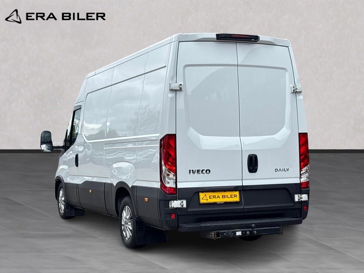 Billede af Iveco Daily 35S21 12m3 3,0 D Hi-Matic 210HK Van 8g Aut.