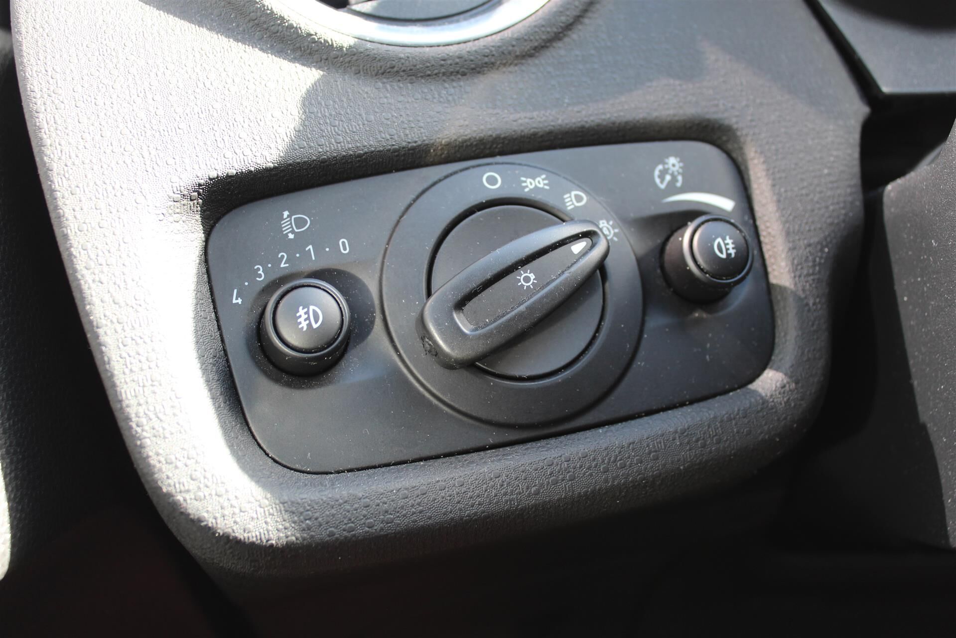 Billede af Ford Fiesta 1,0 EcoBoost Titanium Fun Start/Stop 100HK 5d