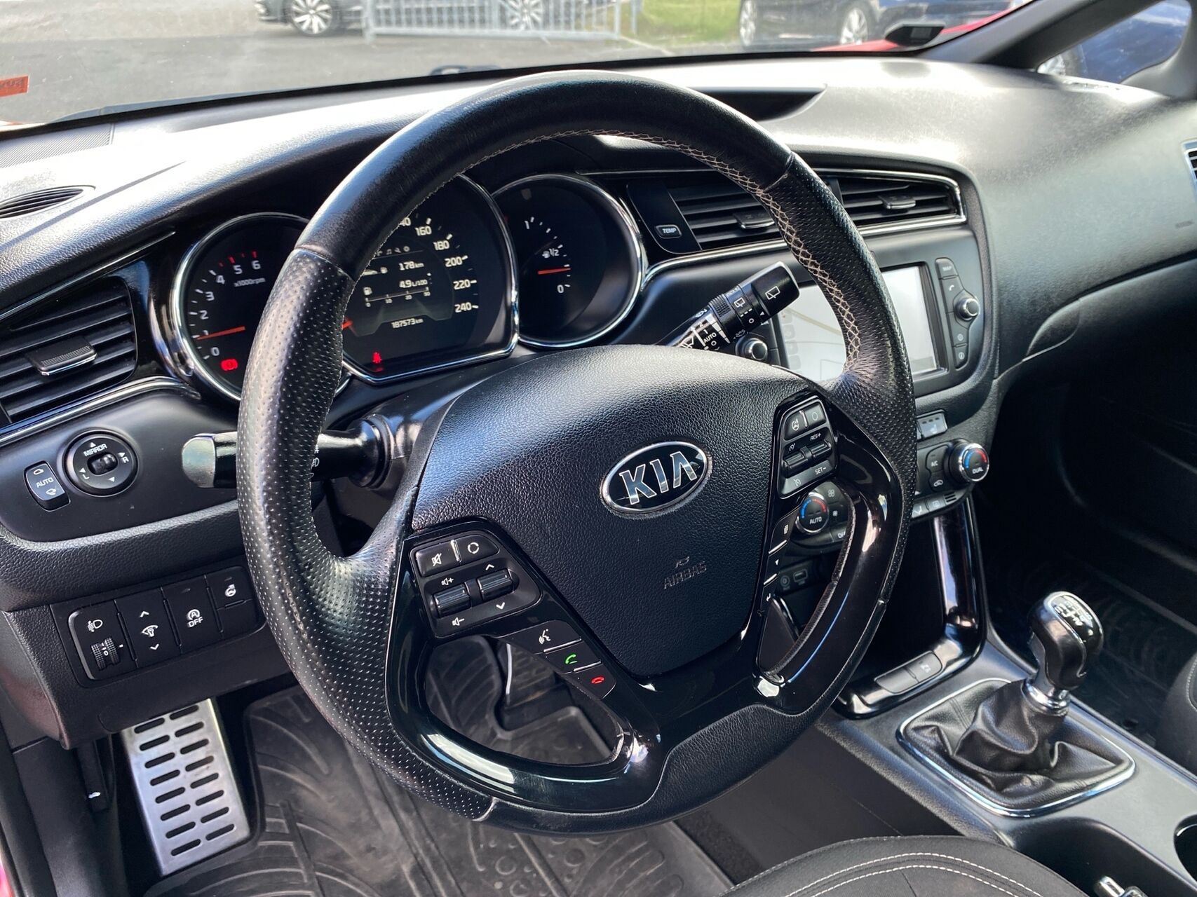 Billede af Kia Ceed SW 1,6 CRDI GT-Line Limited 136HK Stc 6g