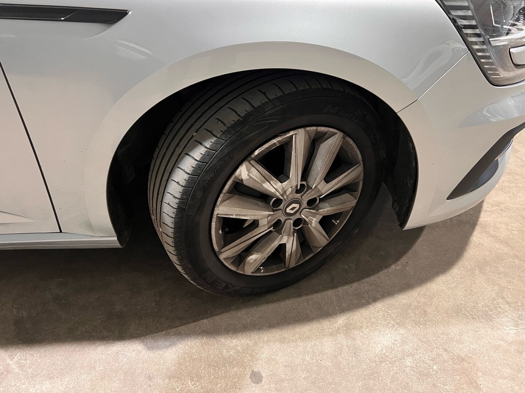 Billede af Renault Mégane Sport Tourer 1,3 TCE Zen EDC 140HK Stc 7g Aut.