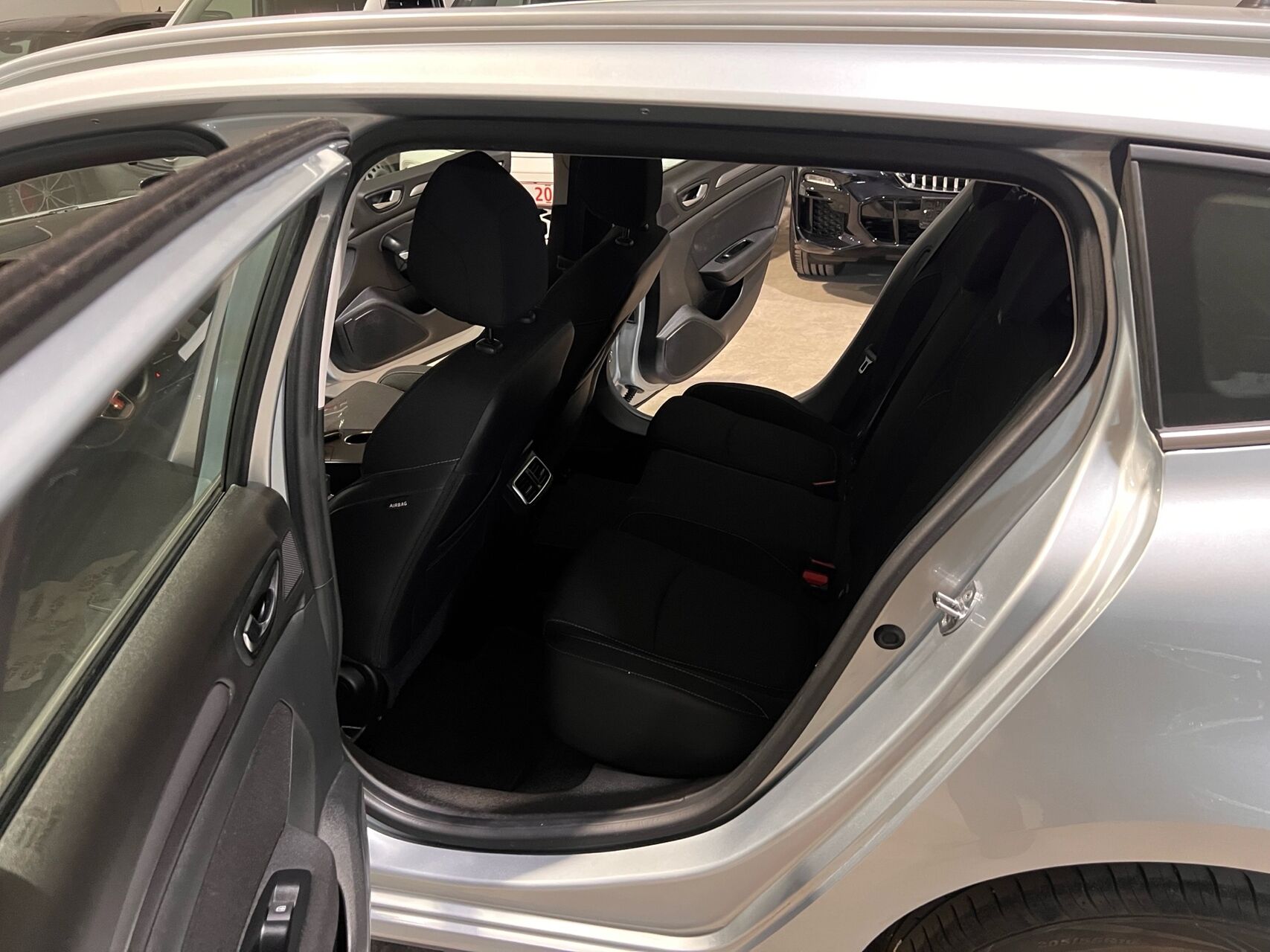 Billede af Renault Mégane Sport Tourer 1,3 TCE Zen EDC 140HK Stc 7g Aut.