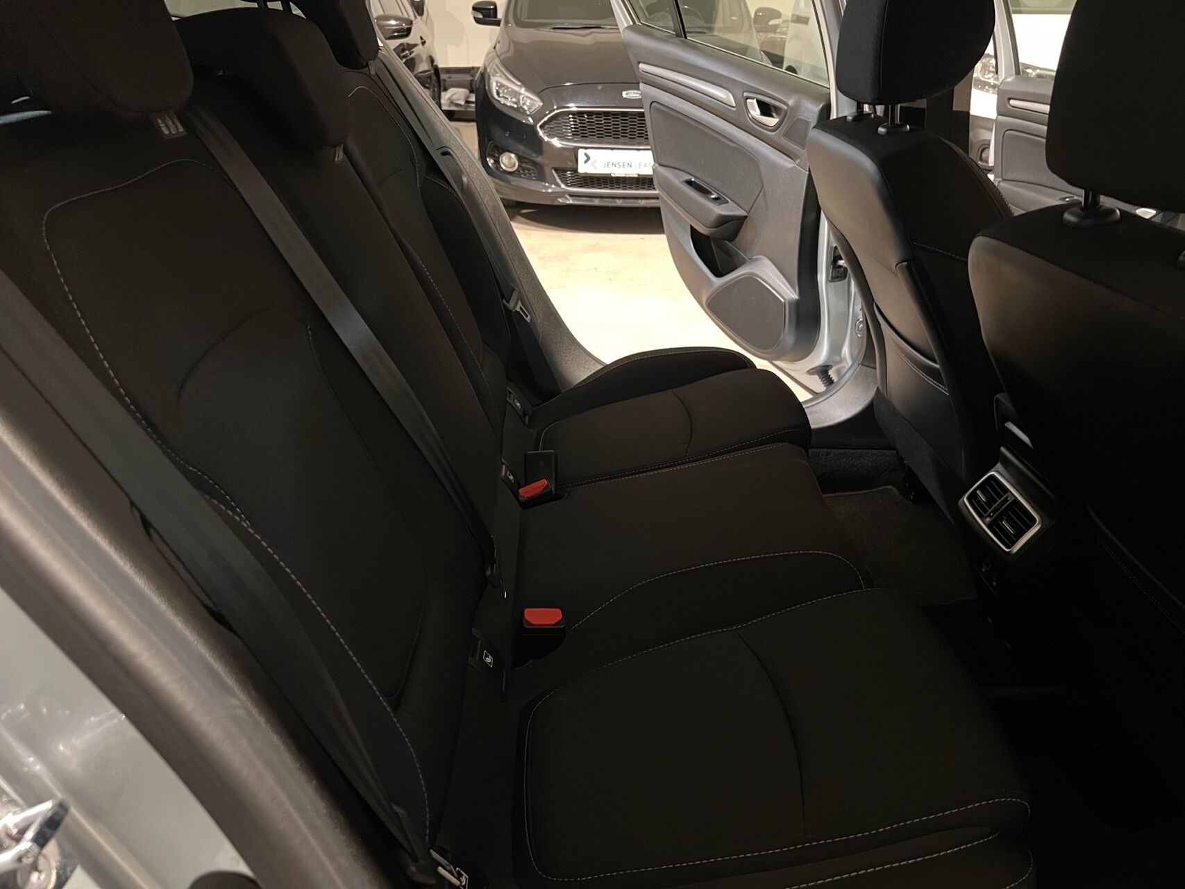 Billede af Renault Mégane Sport Tourer 1,3 TCE Zen EDC 140HK Stc 7g Aut.