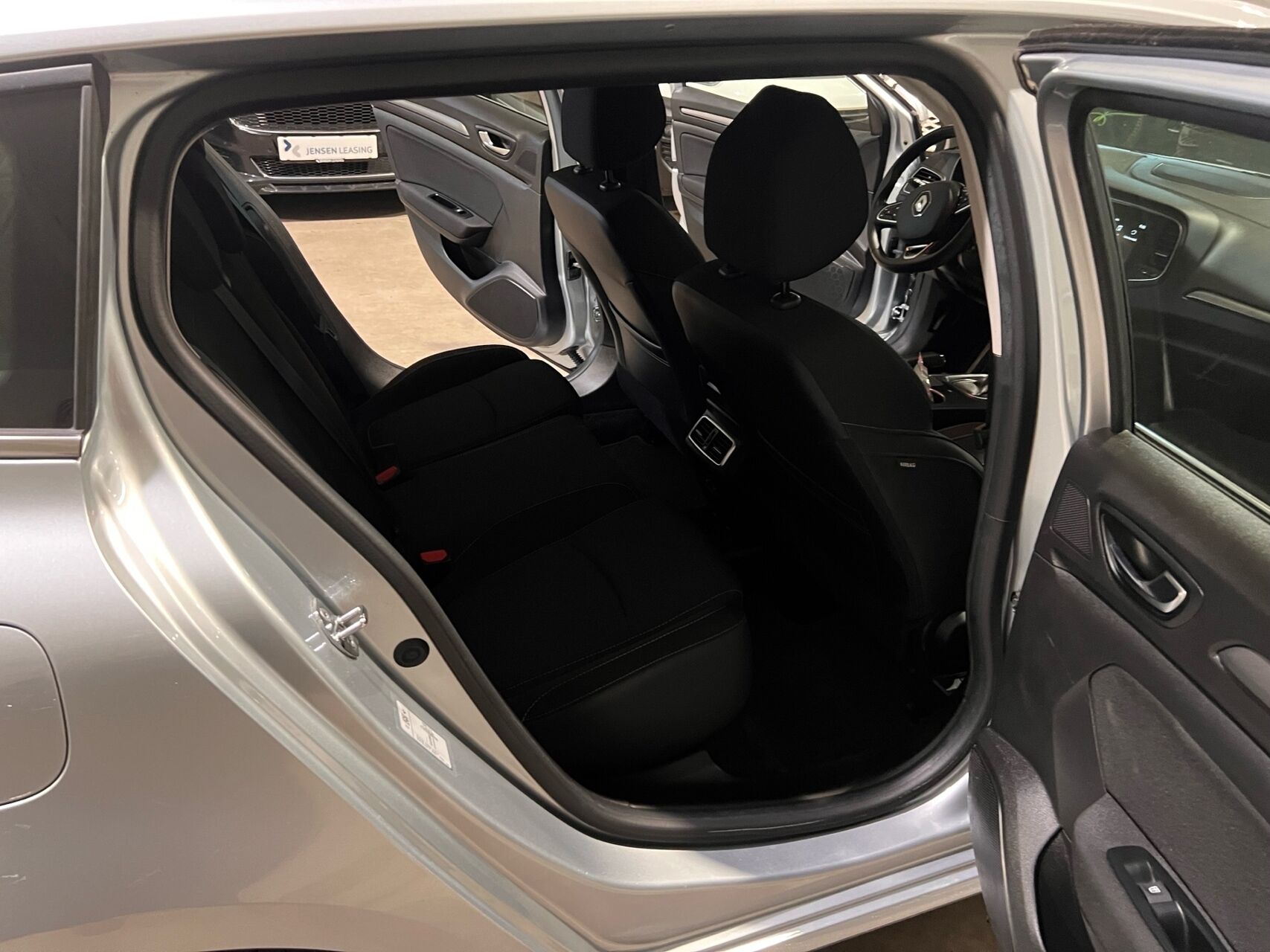 Billede af Renault Mégane Sport Tourer 1,3 TCE Zen EDC 140HK Stc 7g Aut.