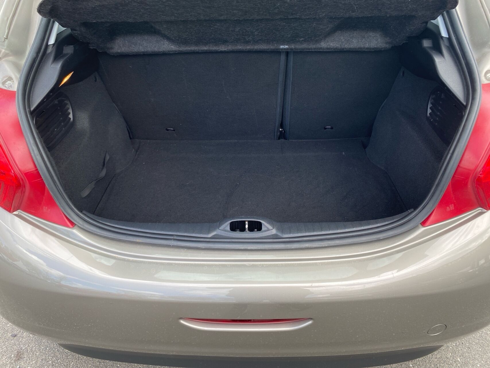 Billede af Peugeot 208 1,6 e-HDi Active 92HK 5d