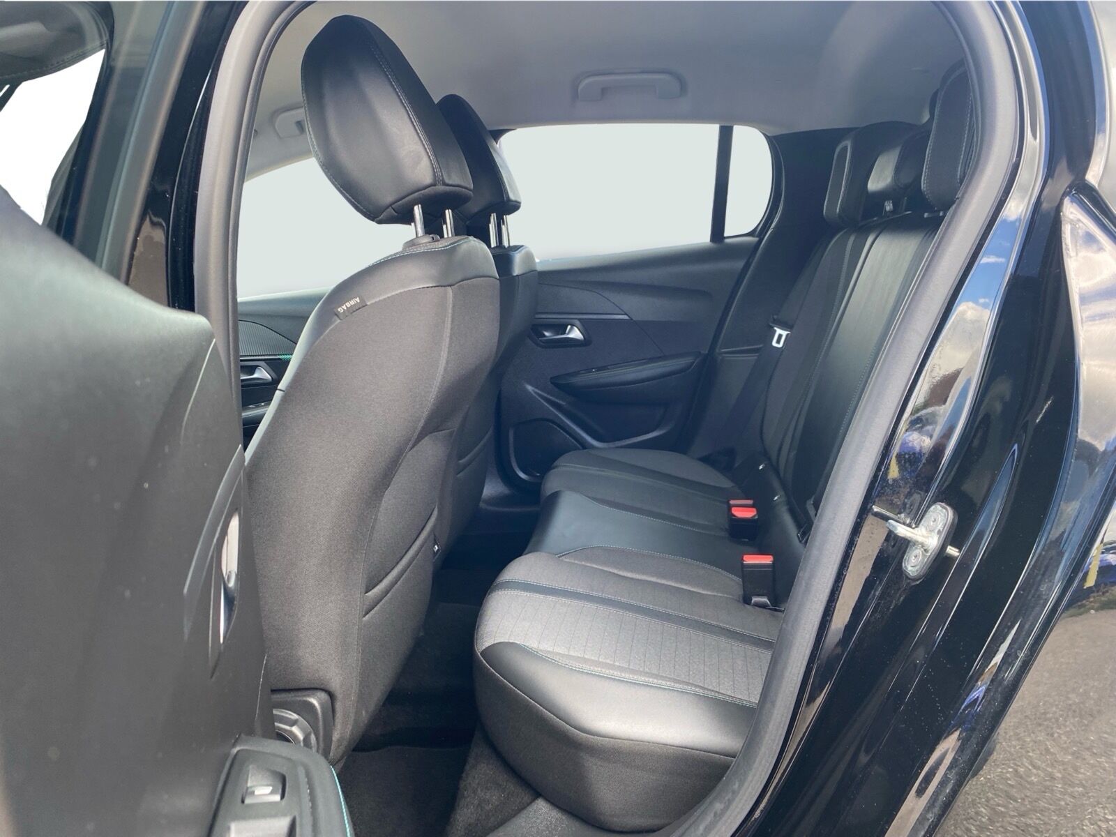 Billede af Peugeot 208 1,2 PureTech Allure Pack 100HK 5d 6g