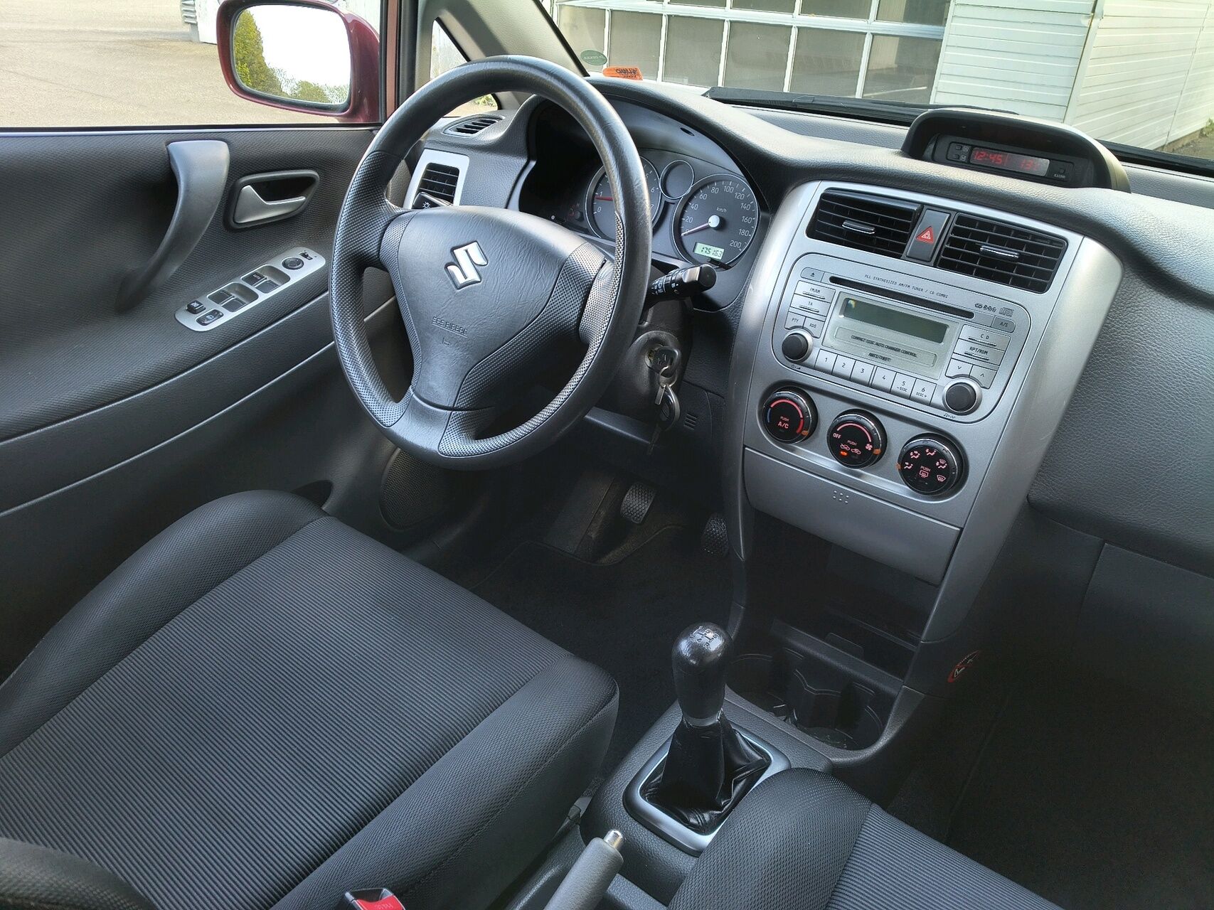 Billede af Suzuki Liana 1,6 106HK 5d