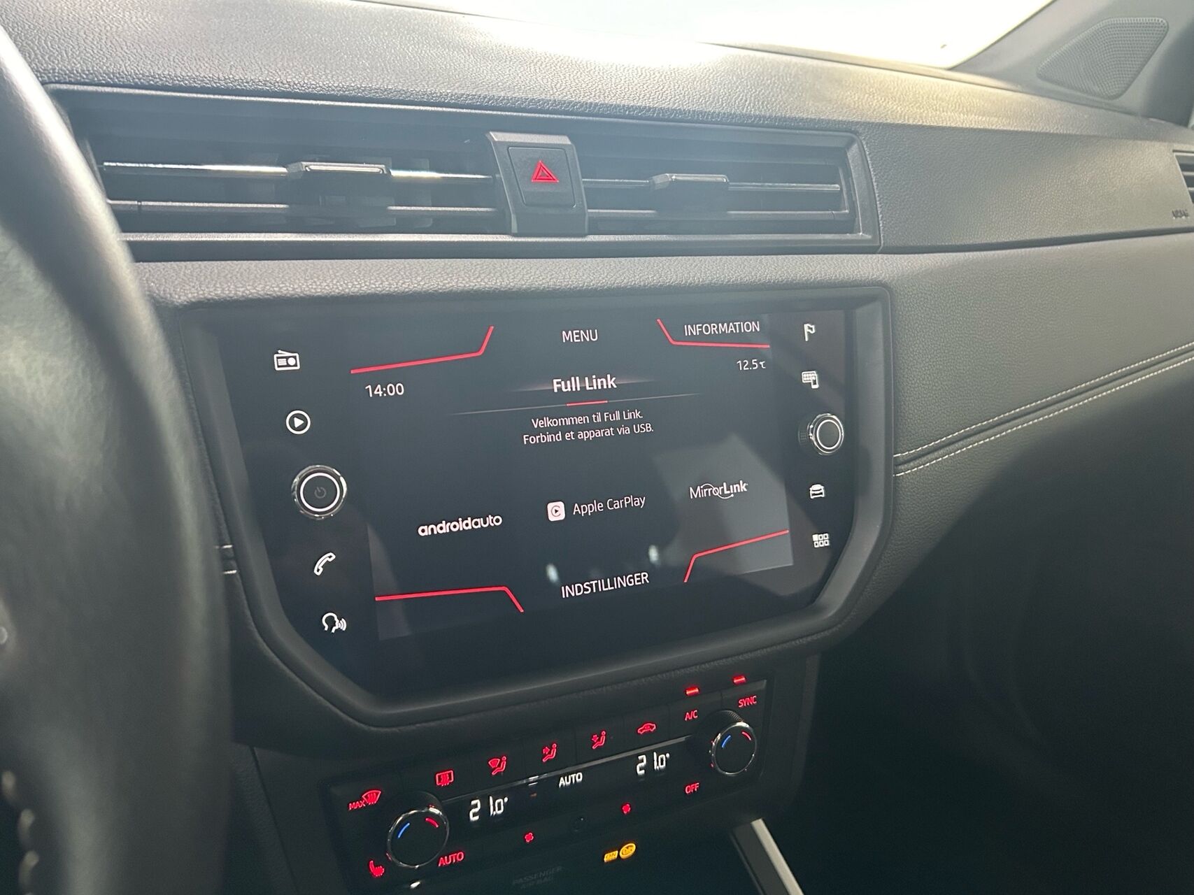 Billede af Seat Arona 1,0 TSI Xcellence Start/Stop DSG 115HK 5d 7g Aut.