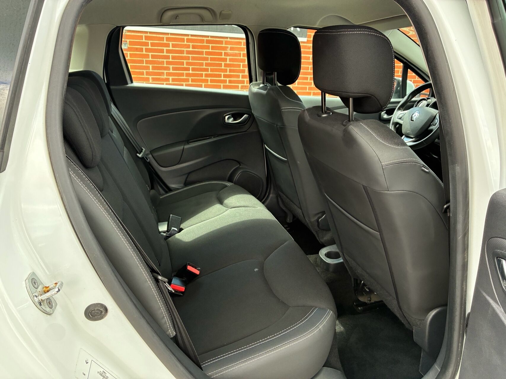Billede af Renault Clio Sport Tourer 0,9 Energy TCe Zen 90HK Stc
