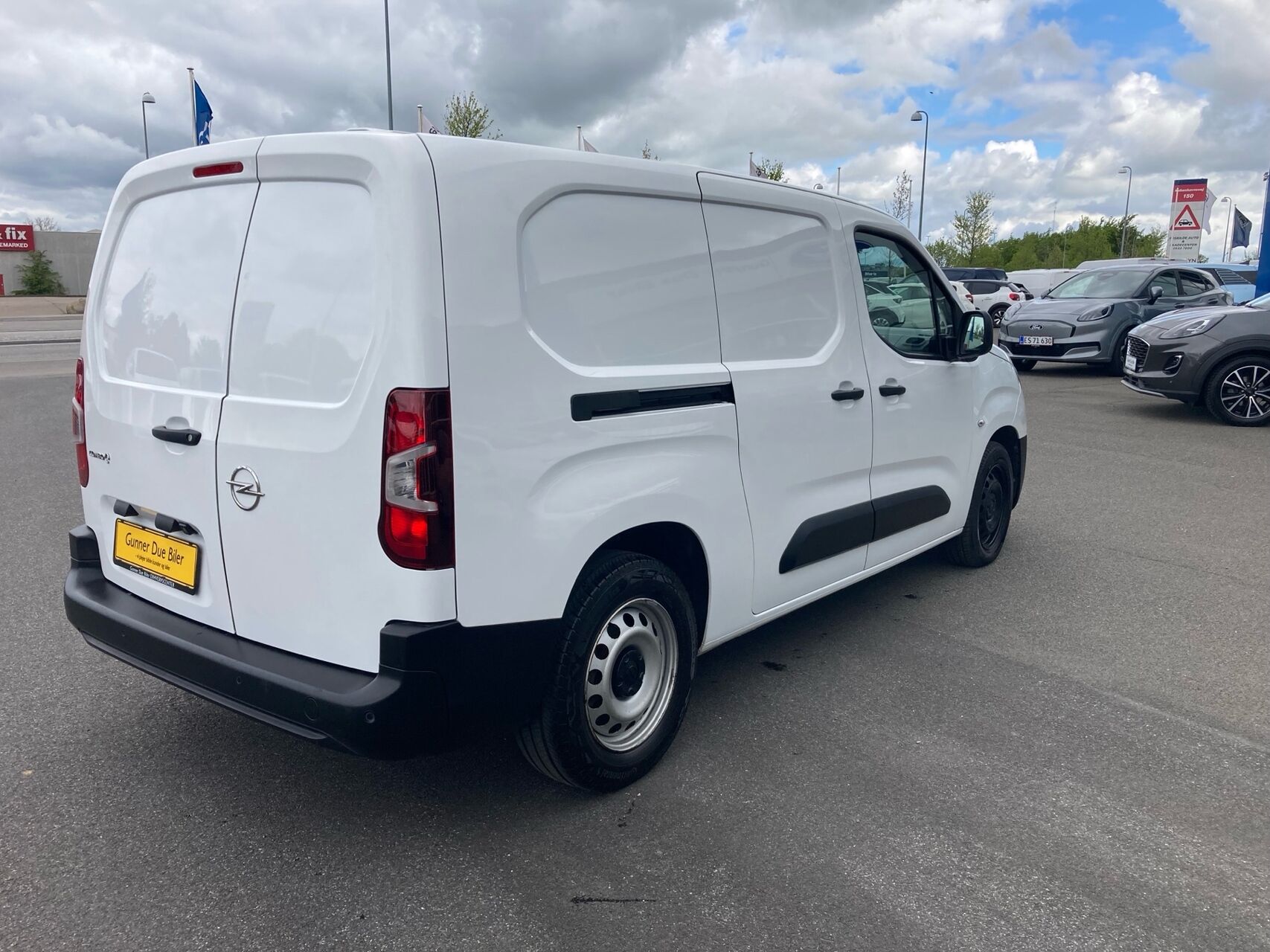 Billede af Opel Combo-e L2V1 EL 136HK Van Aut.