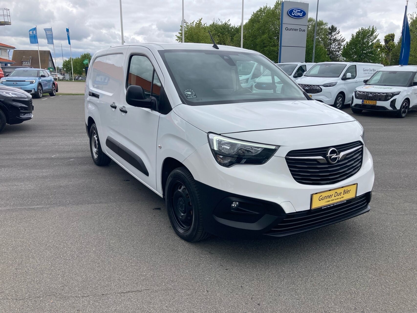 Billede af Opel Combo-e L2V1 EL 136HK Van Aut.