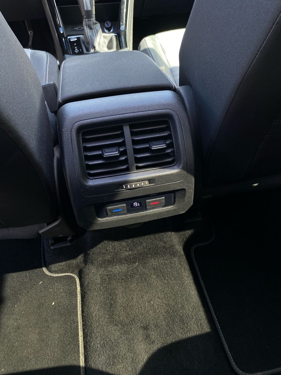 Billede af VW Touran 1,5 TSI EVO ACT R-Line DSG 150HK 7g Aut.