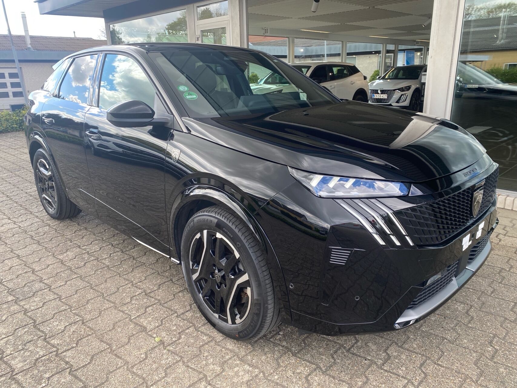 Billede af Peugeot e-3008 EL GT Pack 210HK 5d Aut.