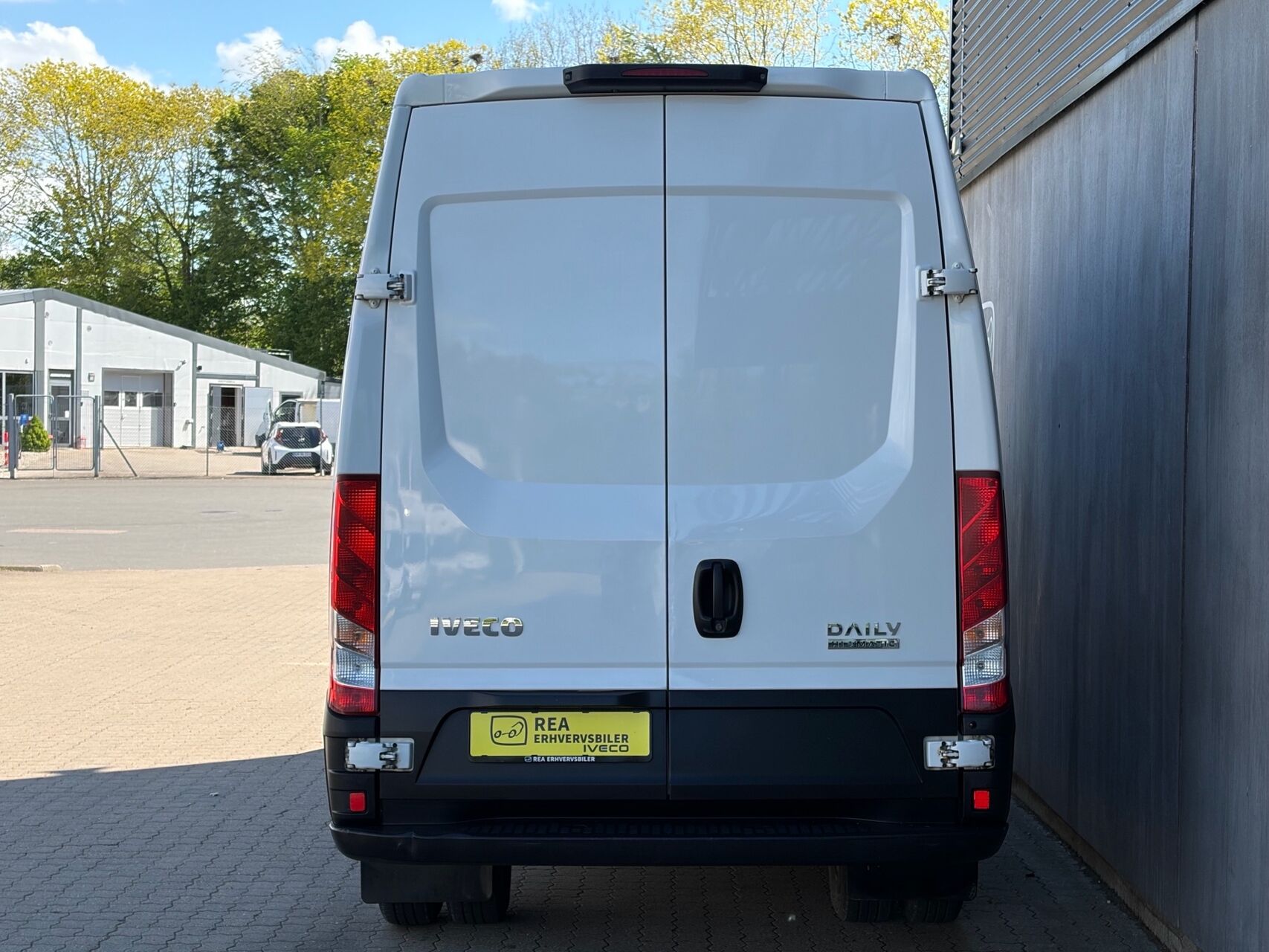 Billede af Iveco Daily 35C18 12m3 3,0 D 180HK Van 8g Aut.