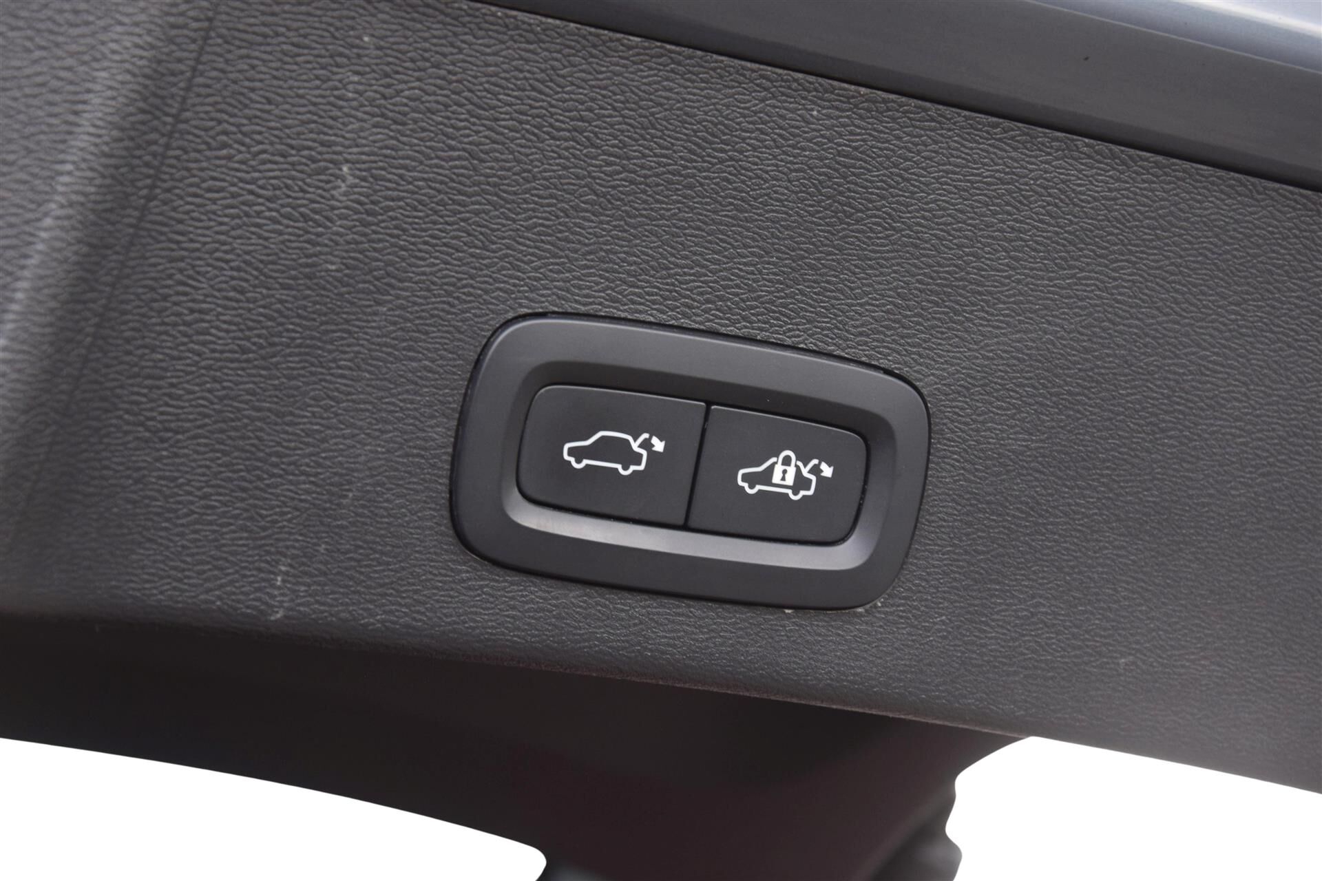 Billede af Volvo XC40 P6 Recharge Plus 231HK 5d Aut.