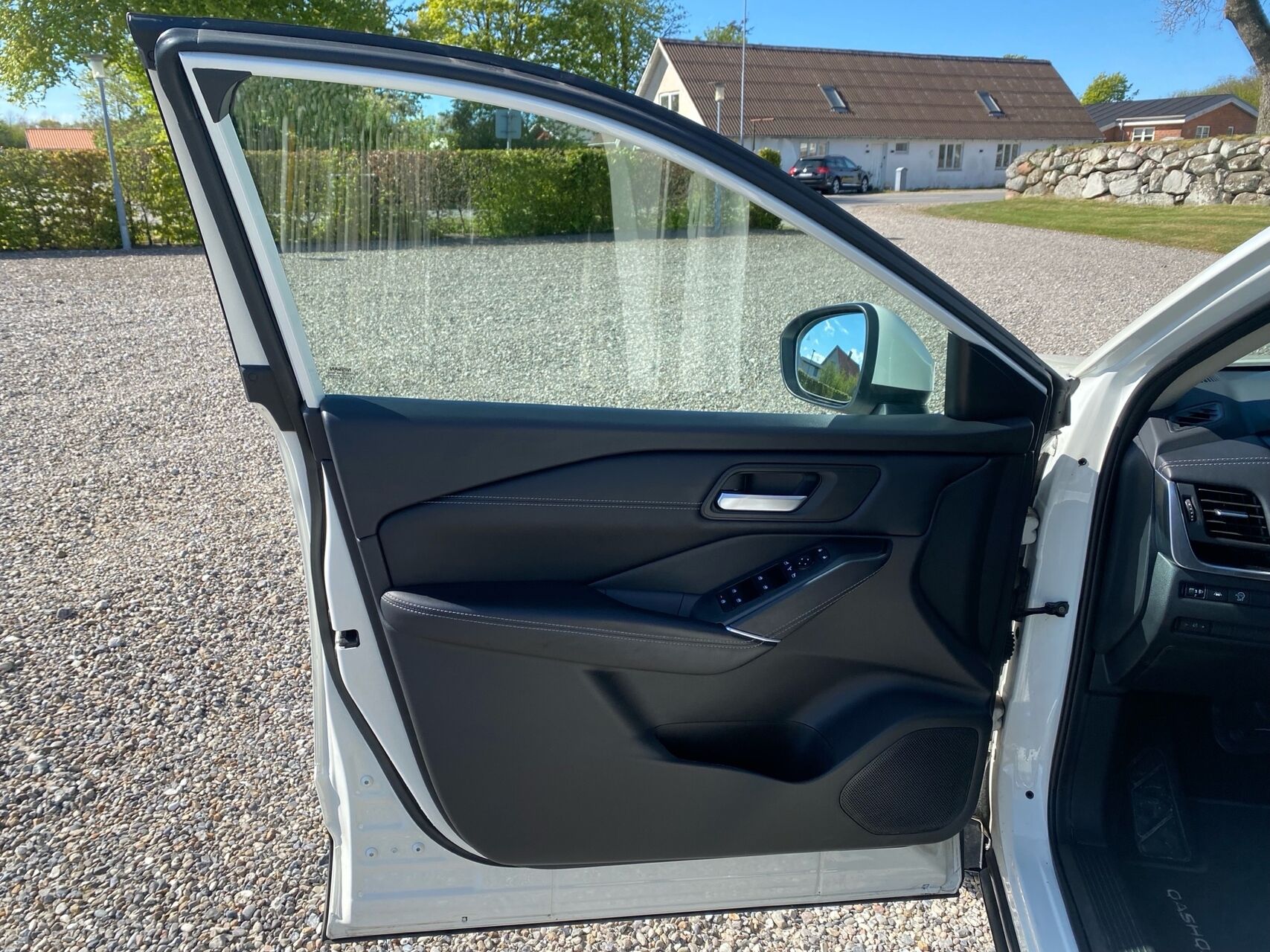 Billede af Nissan Qashqai 1,3 MHEV  Mild hybrid N-Connecta X-Tronic 158HK 5d 7g Aut.