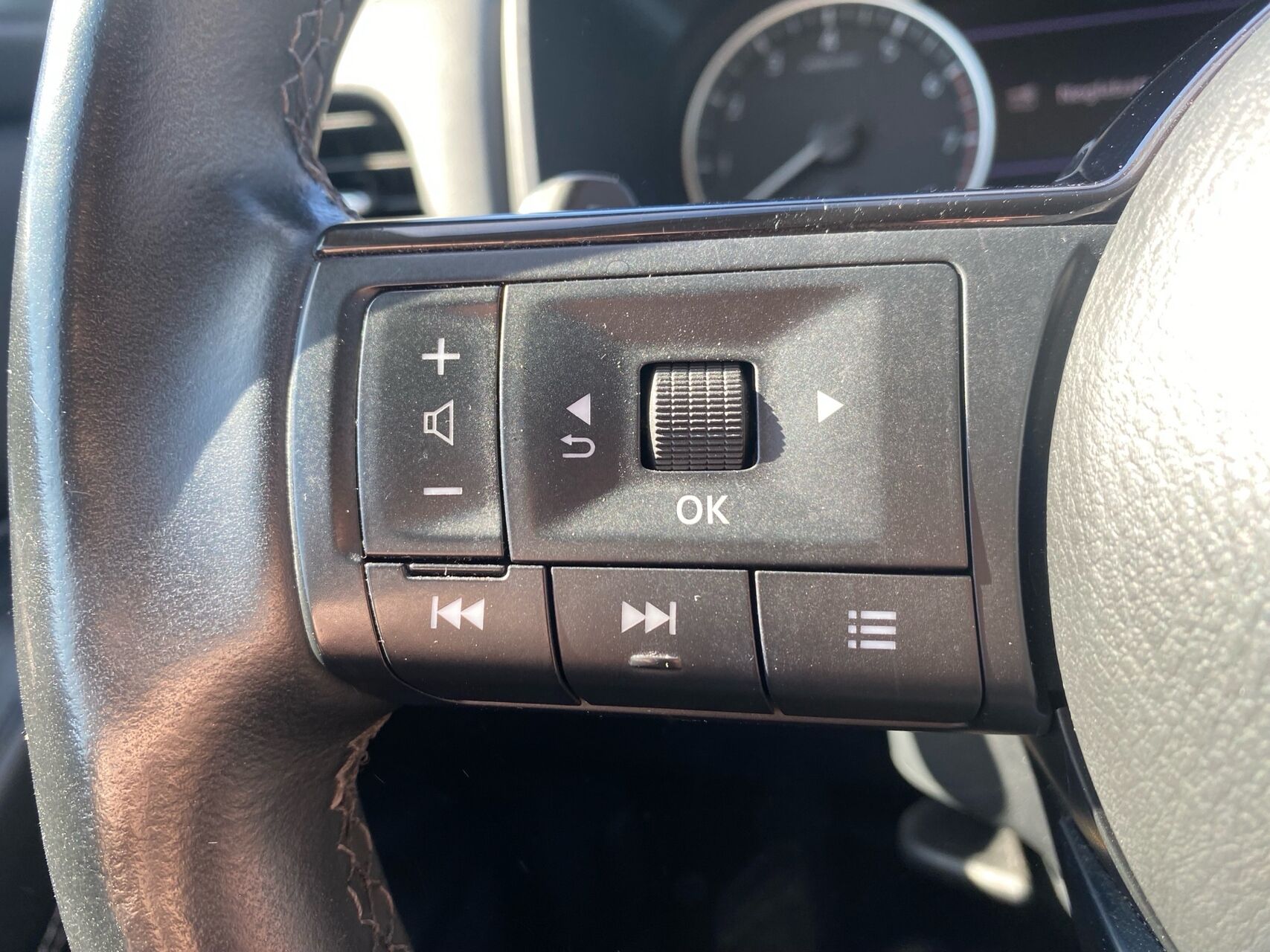 Billede af Nissan Qashqai 1,3 MHEV  Mild hybrid N-Connecta X-Tronic 158HK 5d 7g Aut.