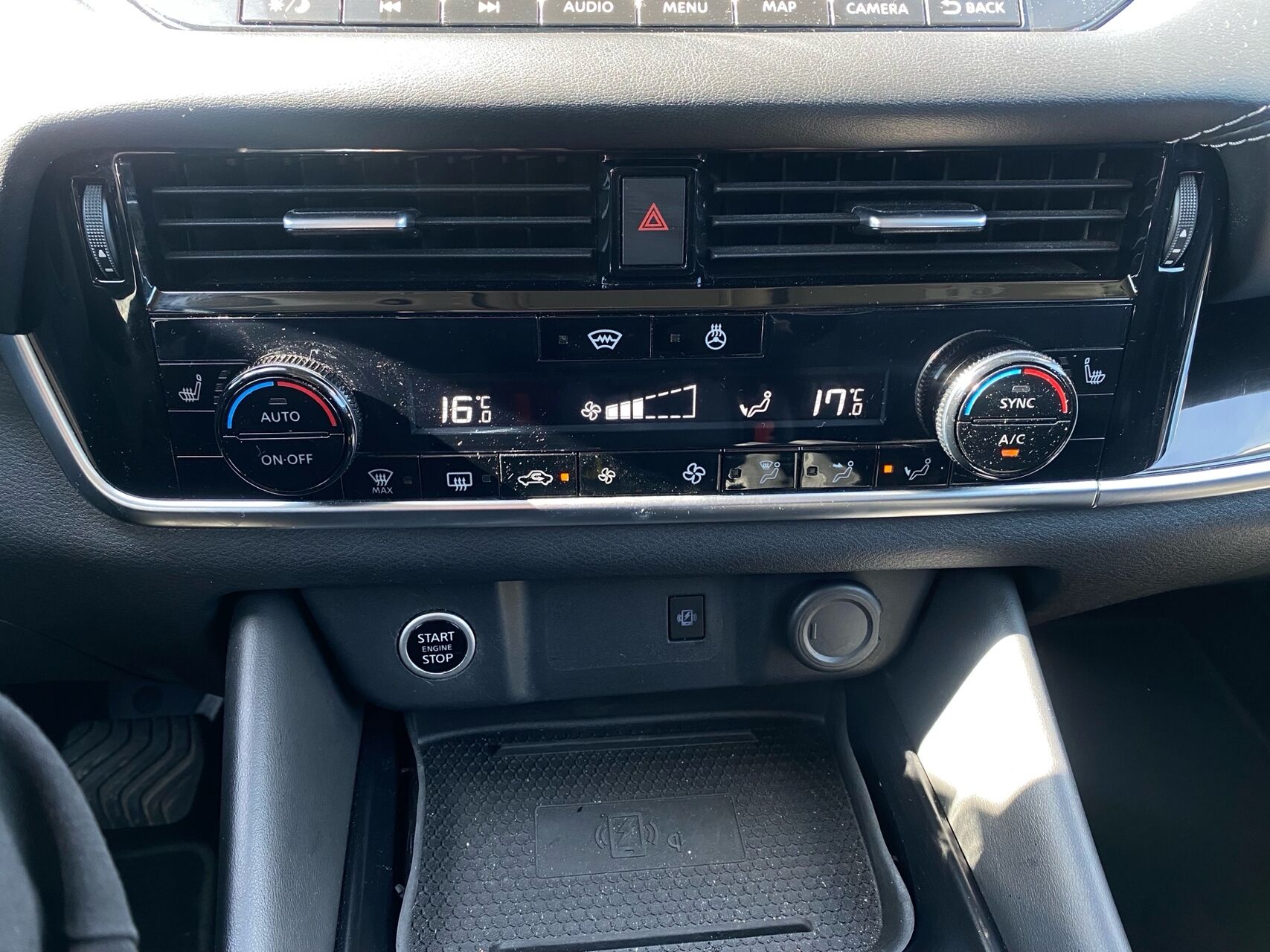 Billede af Nissan Qashqai 1,3 MHEV  Mild hybrid N-Connecta X-Tronic 158HK 5d 7g Aut.
