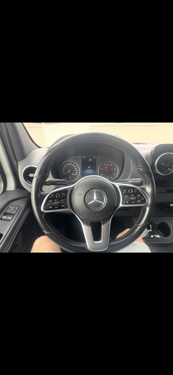 Billede af Mercedes-Benz Sprinter 319 3,0 CDI A2 H2 RWD 7G-Tronic 190HK Van 7g Aut.