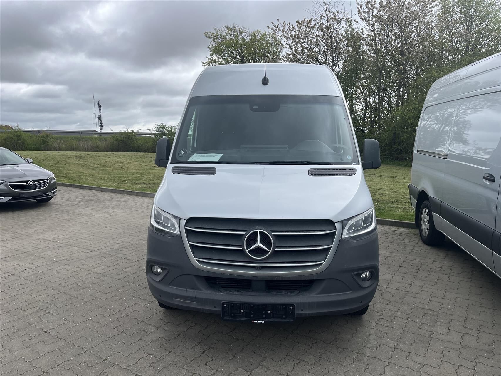 Billede af Mercedes-Benz Sprinter 316 2,1 CDI A2 H2 RWD 163HK Van 6g