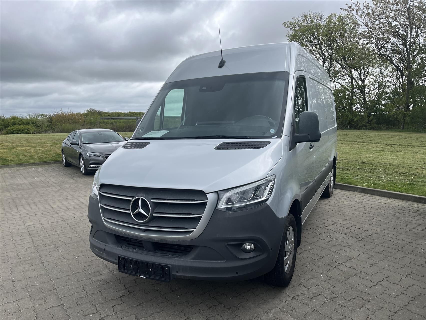 Billede af Mercedes-Benz Sprinter 316 2,1 CDI A2 H2 RWD 163HK Van 6g