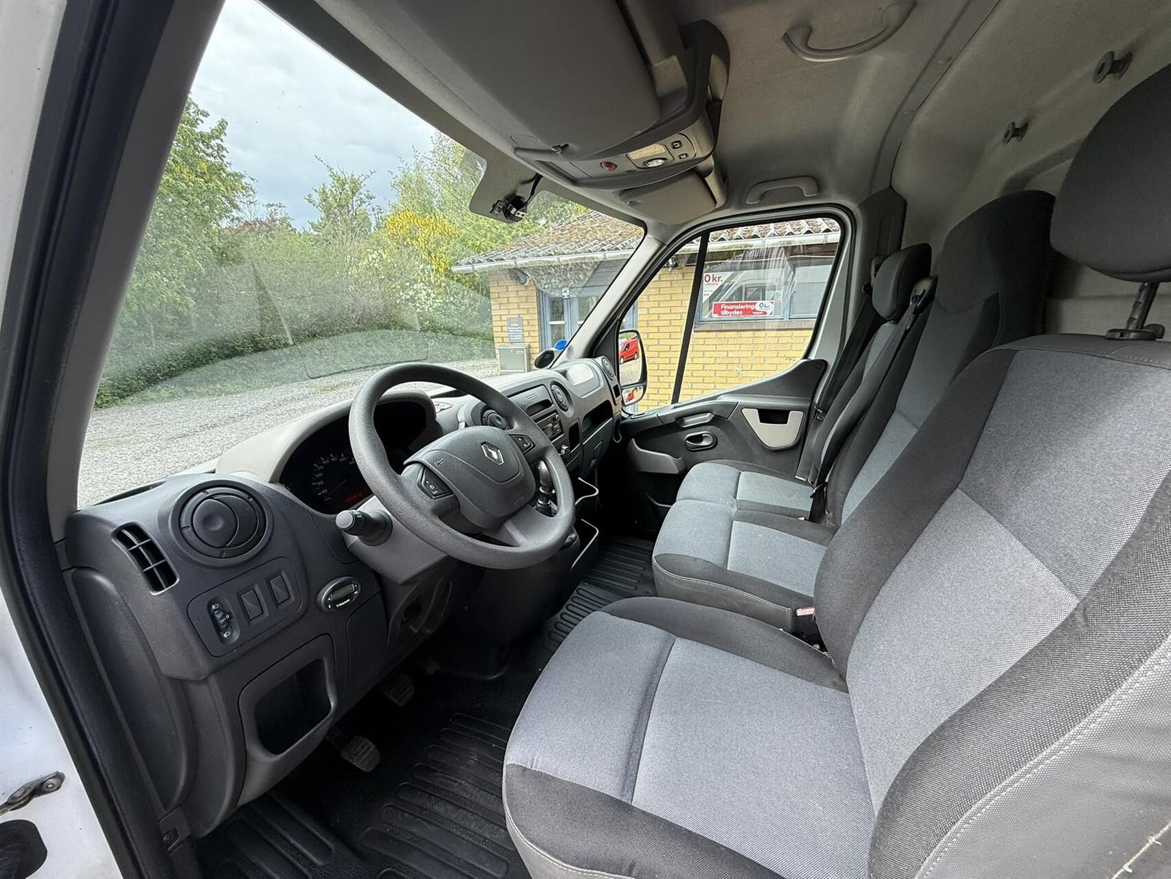 Billede af Renault Master T33 L2H2 2,3 DCI FAP 150HK Van 6g