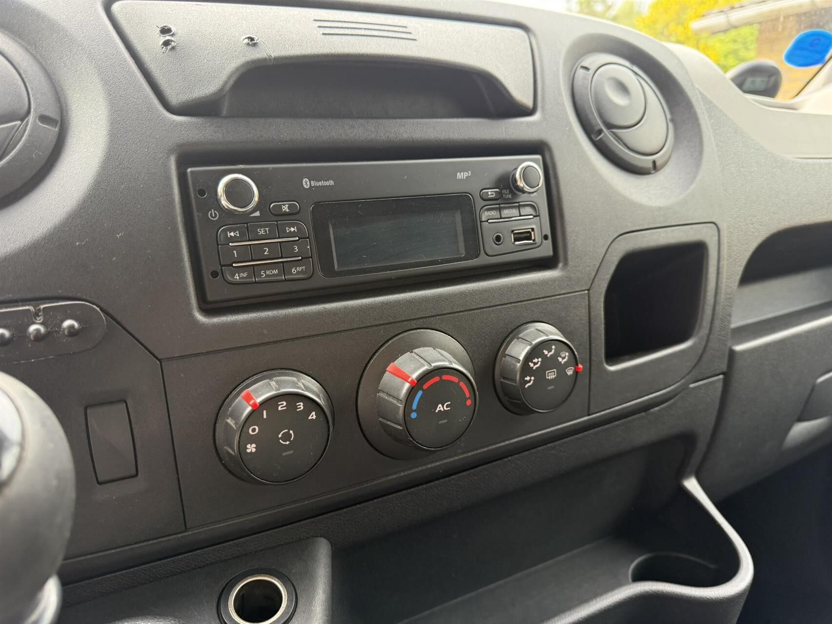 Billede af Renault Master T33 L2H2 2,3 DCI FAP 150HK Van 6g