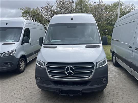 Mercedes-Benz Sprinter 316 2,1 CDI A2 H2 RWD 163HK Van 6g