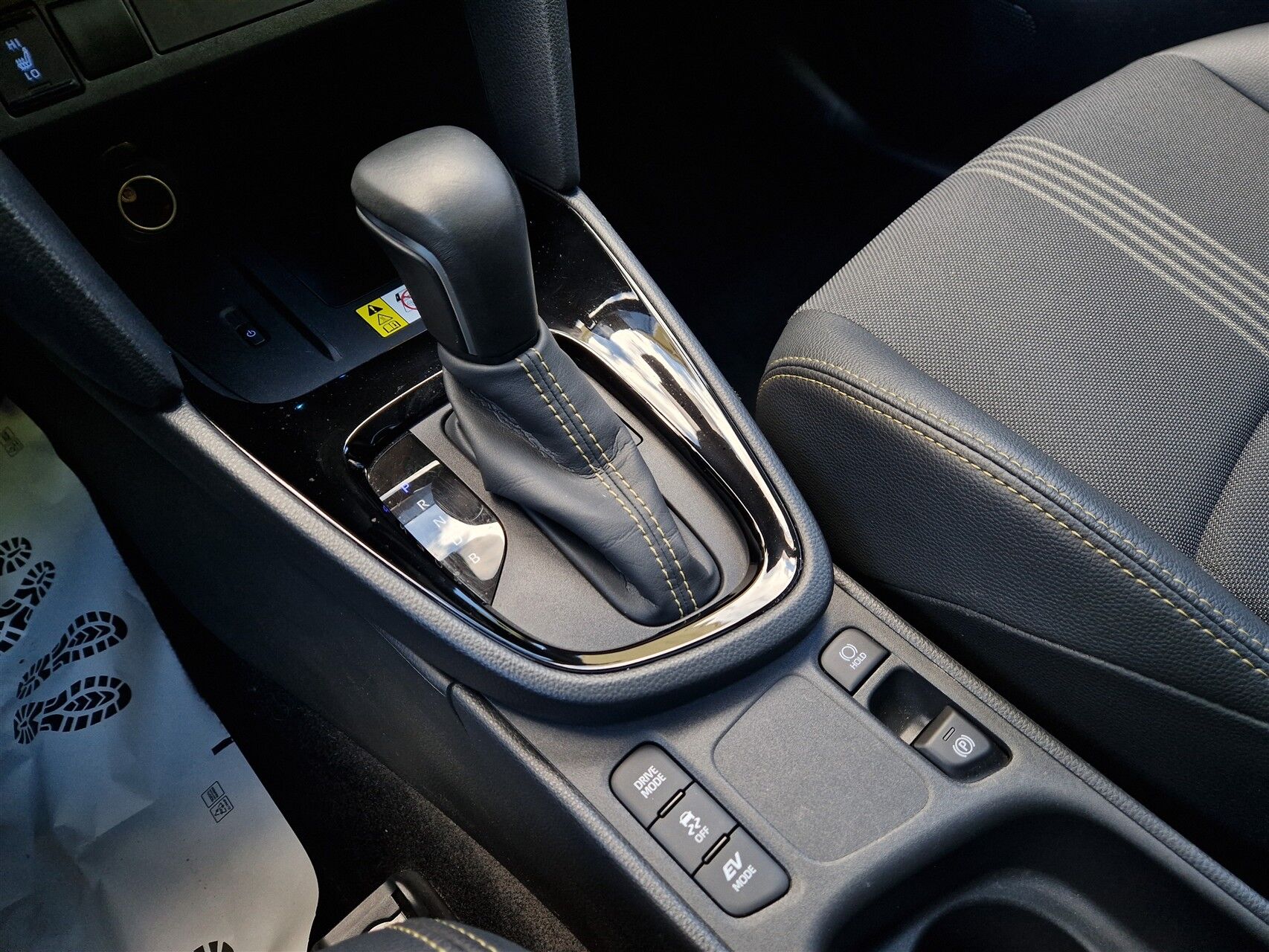 Billede af Toyota Yaris Cross 1,5 Hybrid Adventure Technology Plus 116HK 5d Trinl. Gear