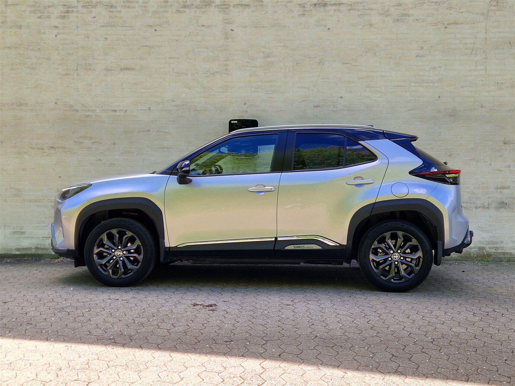 Billede af Toyota Yaris Cross 1,5 Hybrid Adventure Technology Plus 116HK 5d Trinl. Gear