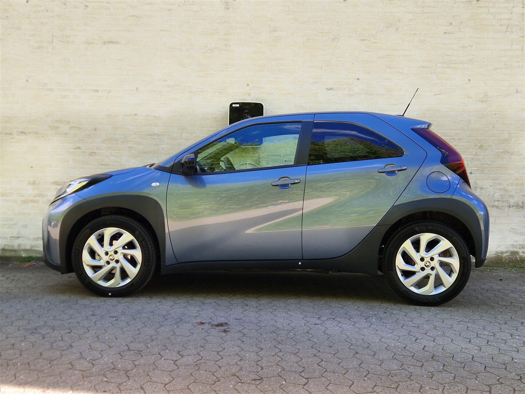 Billede af Toyota Aygo X 1.0 benzin (72 hk) Active