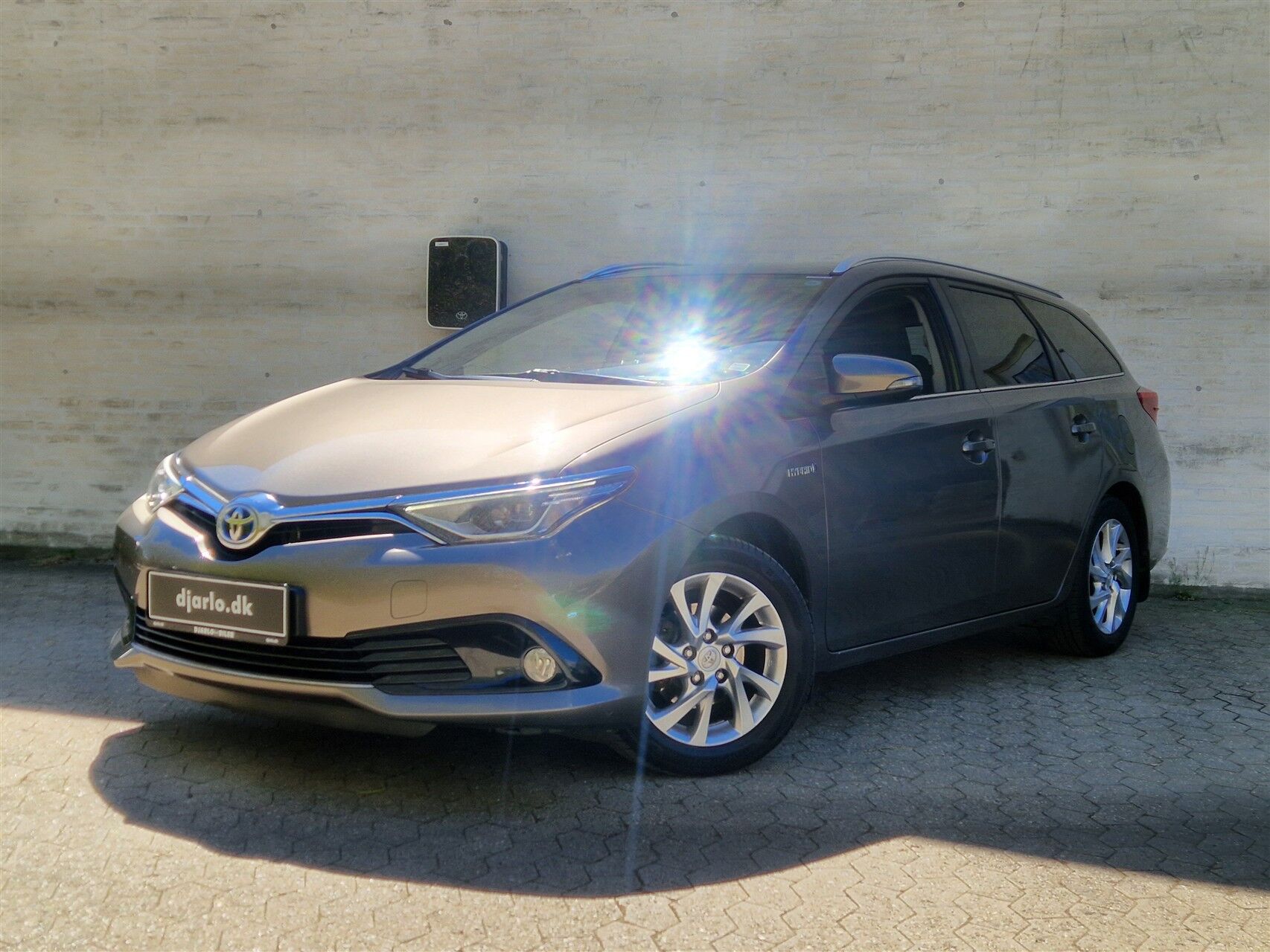 Billede af Toyota Auris Touring Sports 1,8 Hybrid H2 Comfort Safety Sense 136HK Stc Aut.